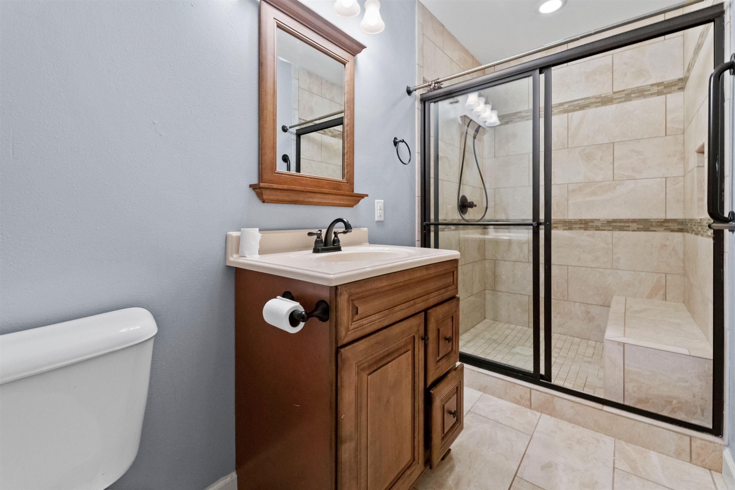 2816 Shadow Creek  Benton, AR