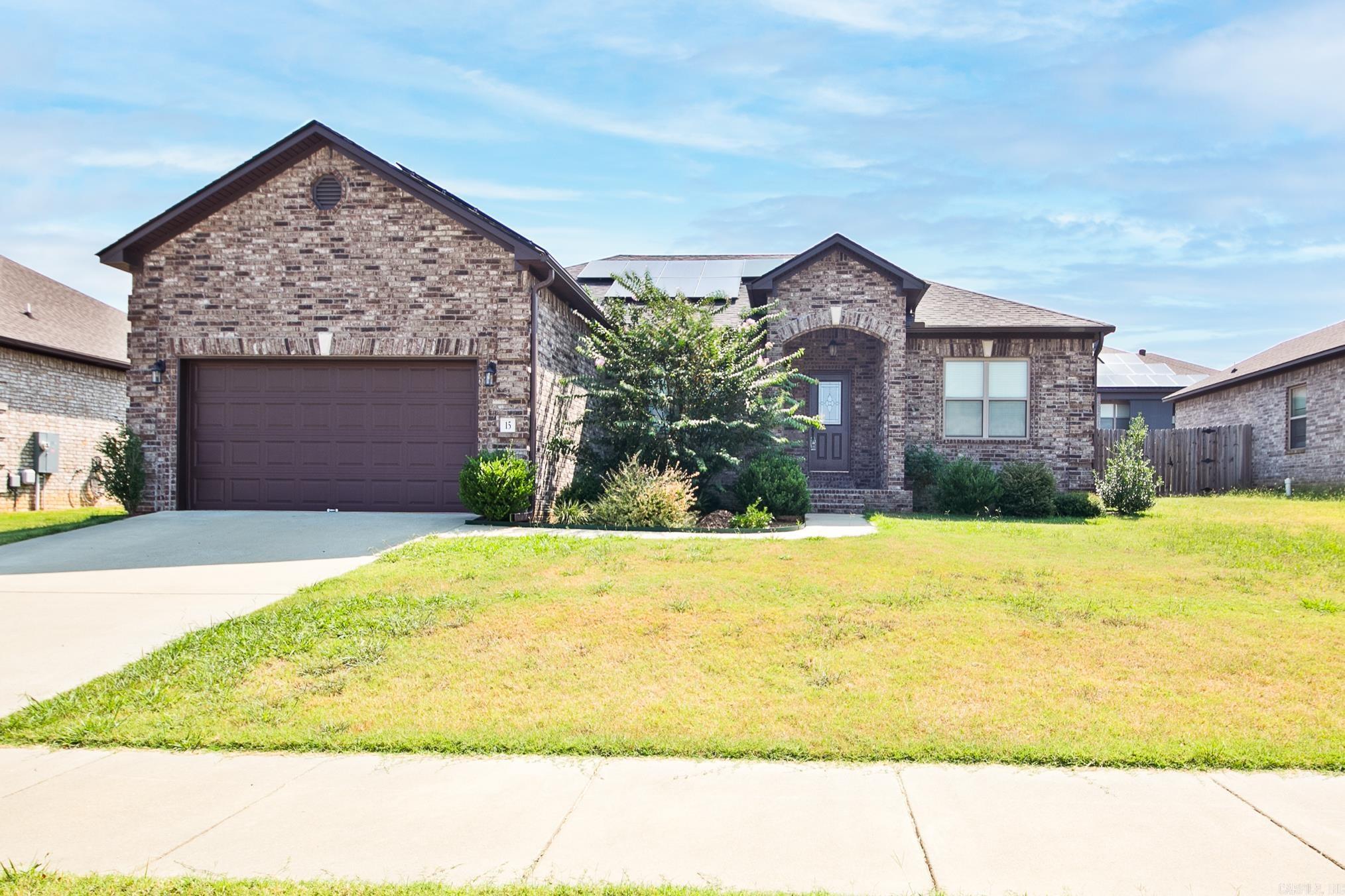 15 Cimarron Circle