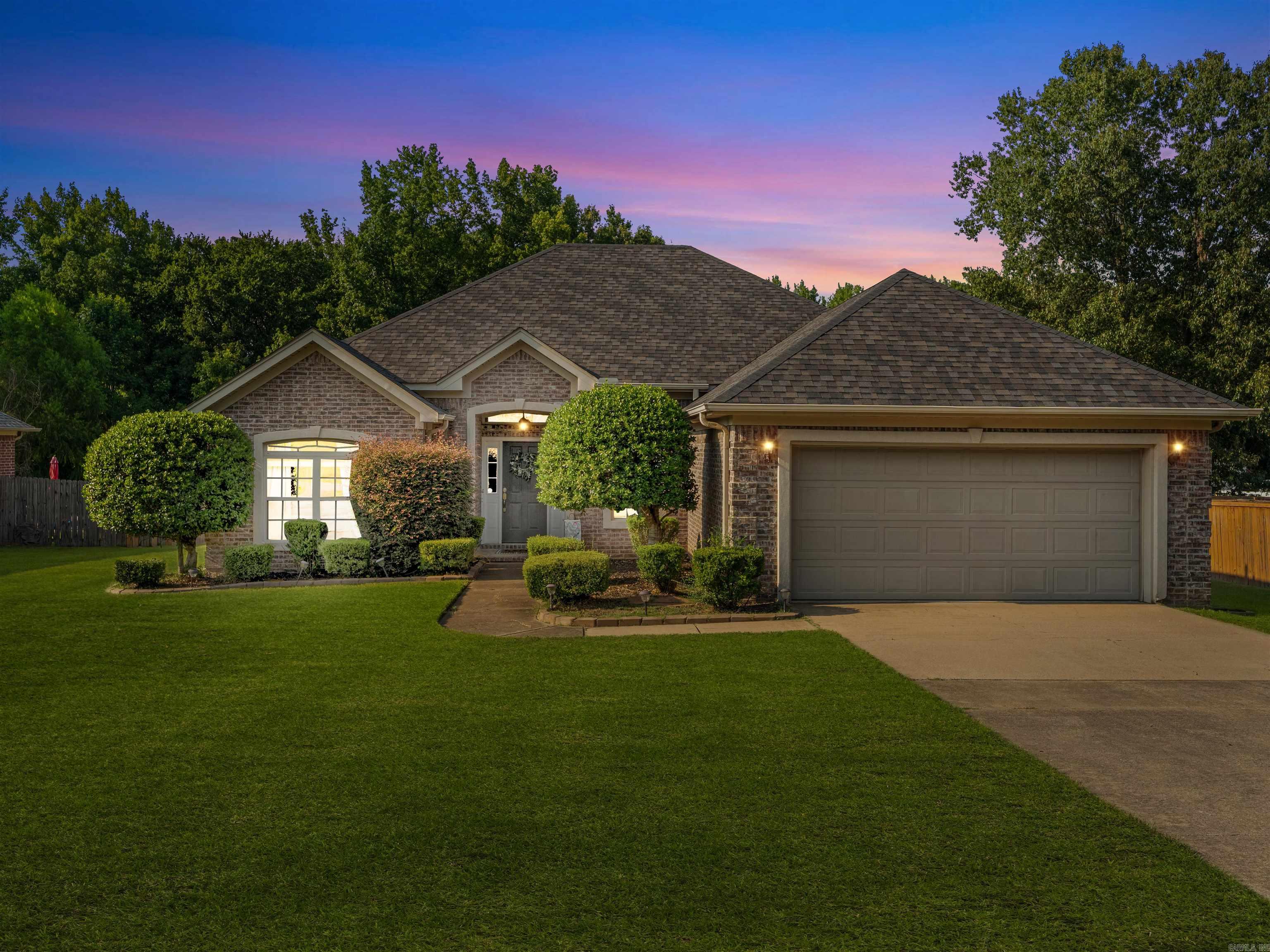 320 Alma Dr  Austin, AR