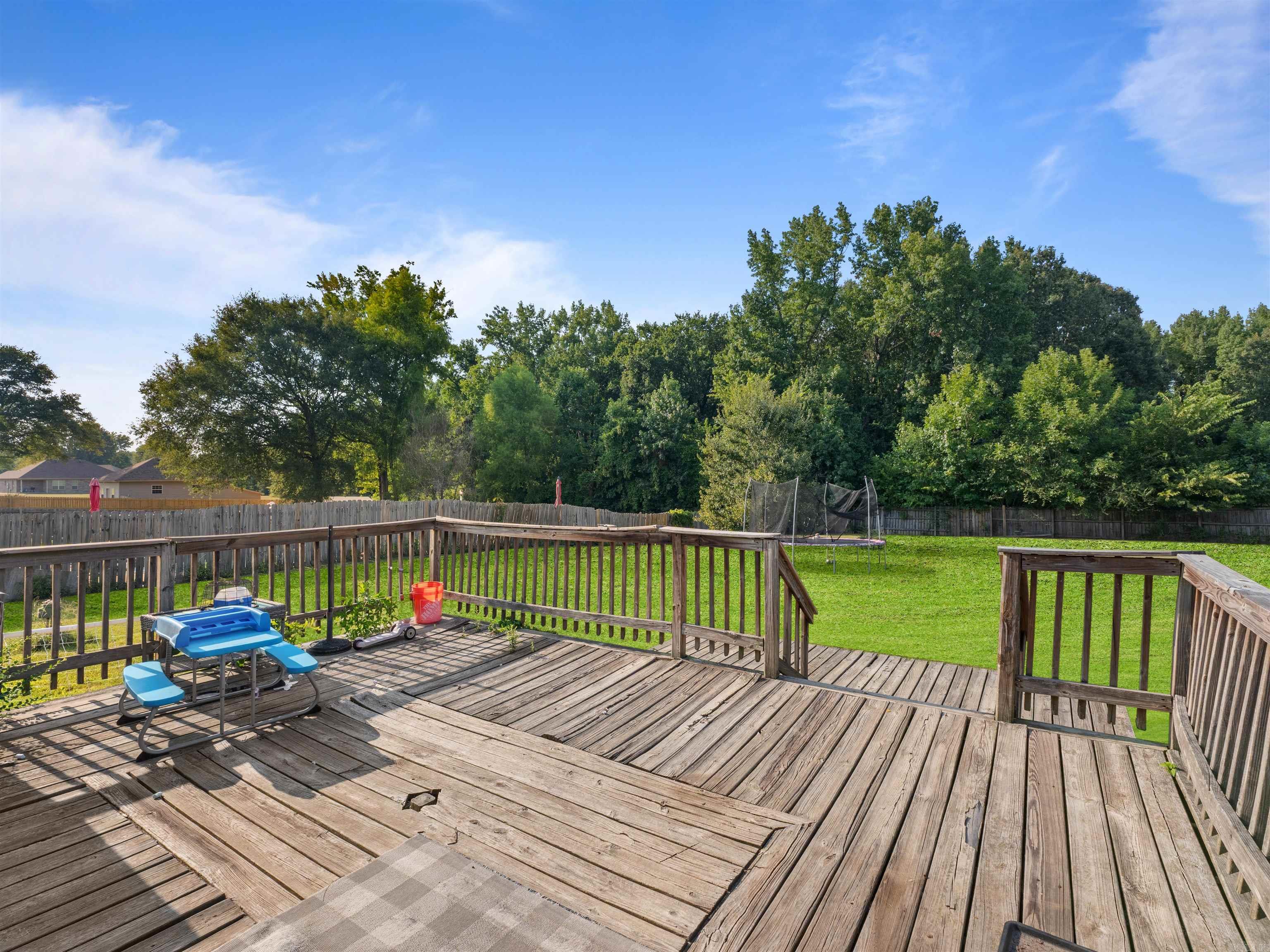 320 Alma Dr  Austin, AR
