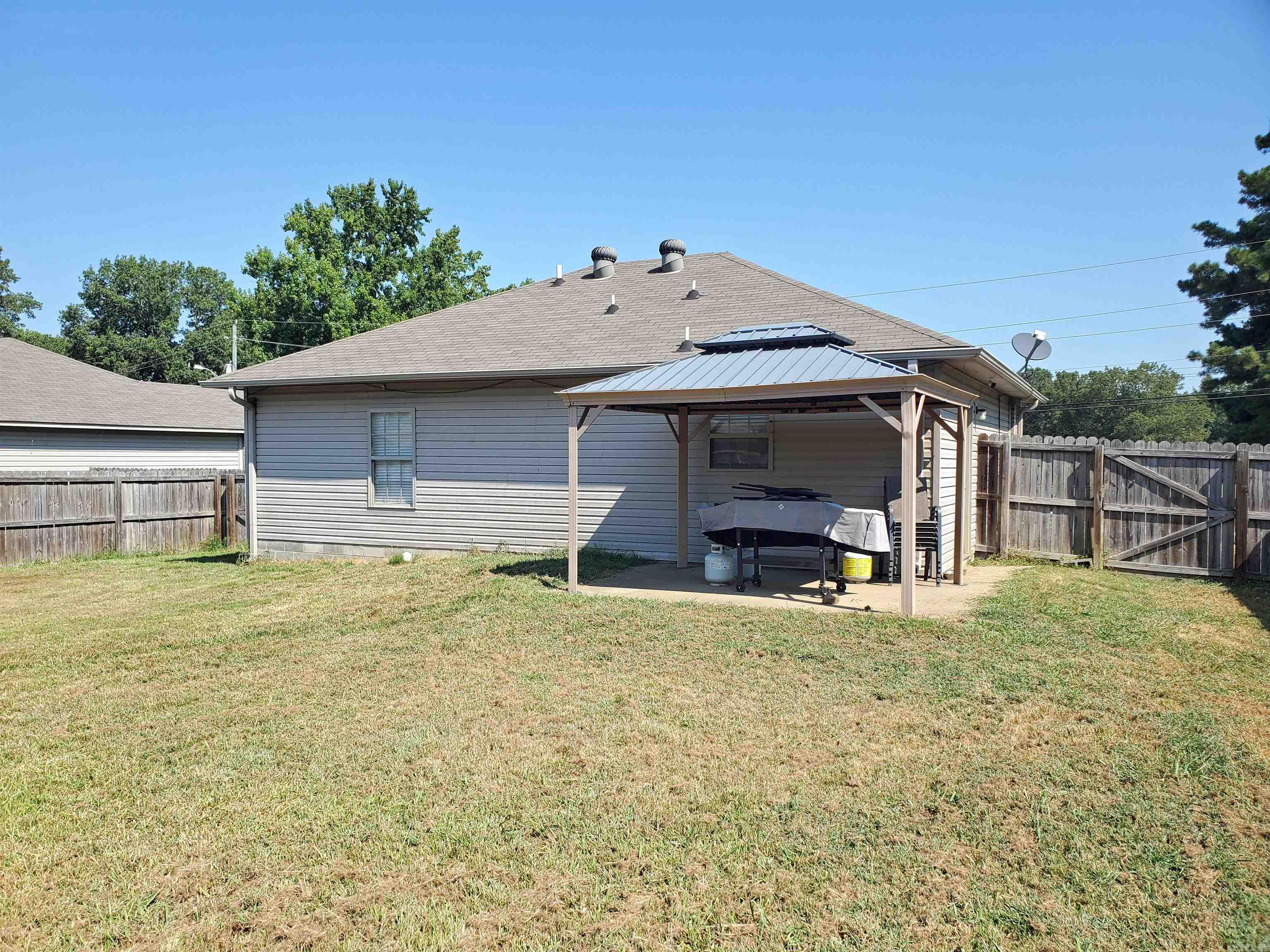 611 Brewer  Ward, AR