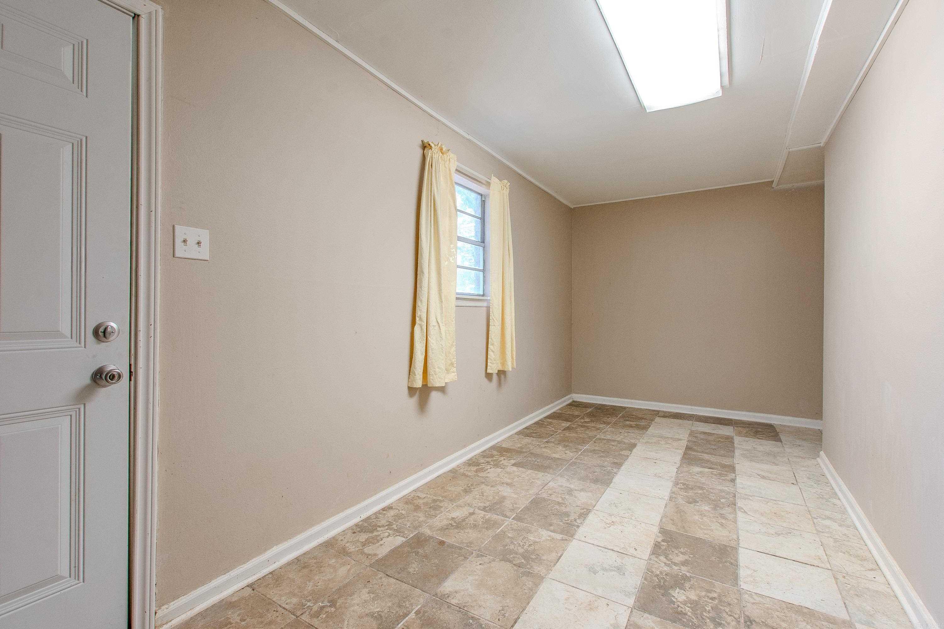 813 Silver Hill Road North Little Rock, AR 72118-2657
