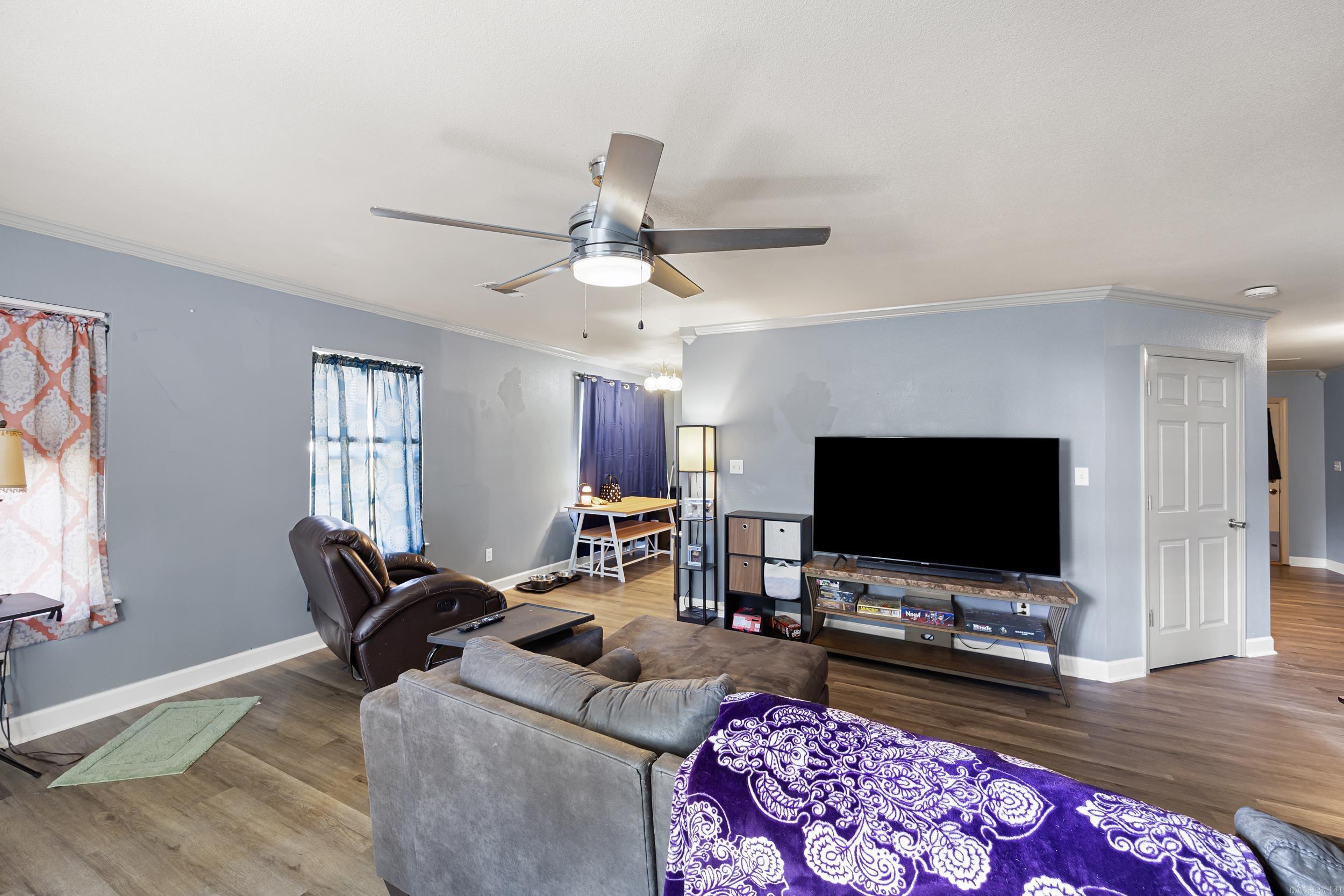 304 S Ola  Morrilton, AR
