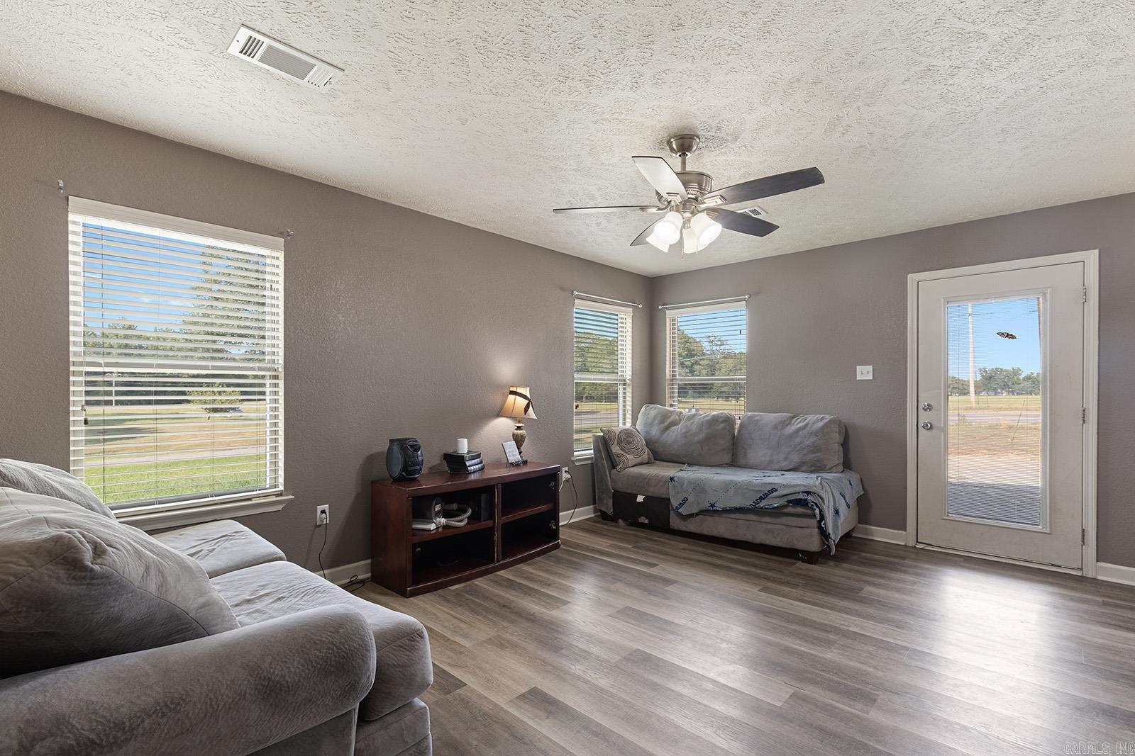 536 E HWY 286  Conway, AR