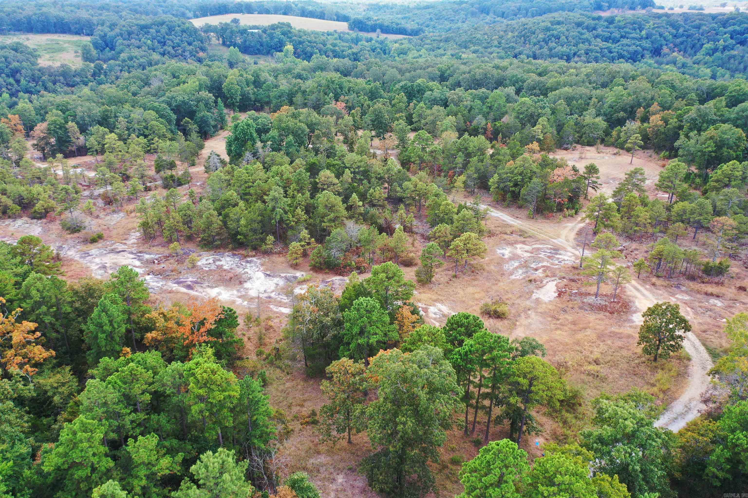 320 Pine Crest  Calico Rock, AR