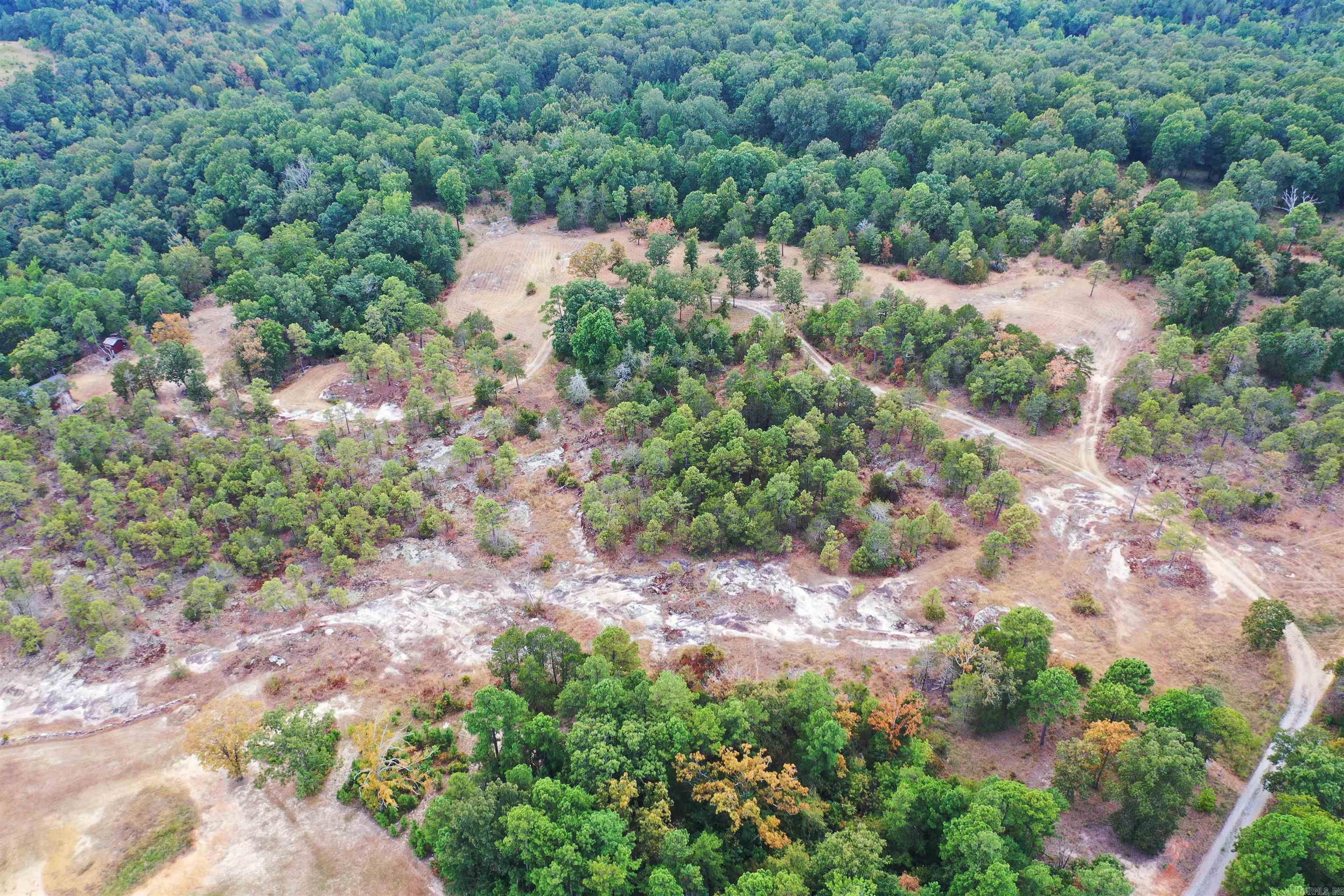 320 Pine Crest  Calico Rock, AR