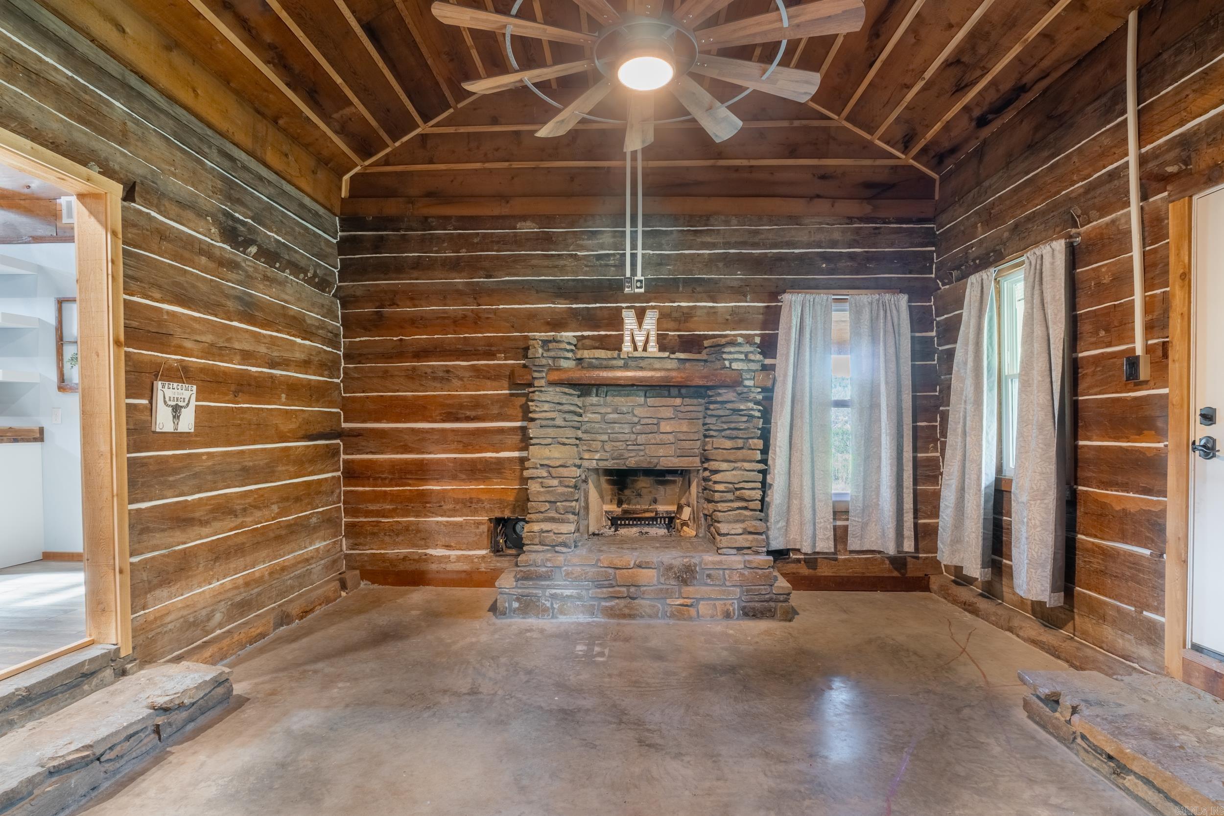 2430 CR 3611 Lamar, AR 72846