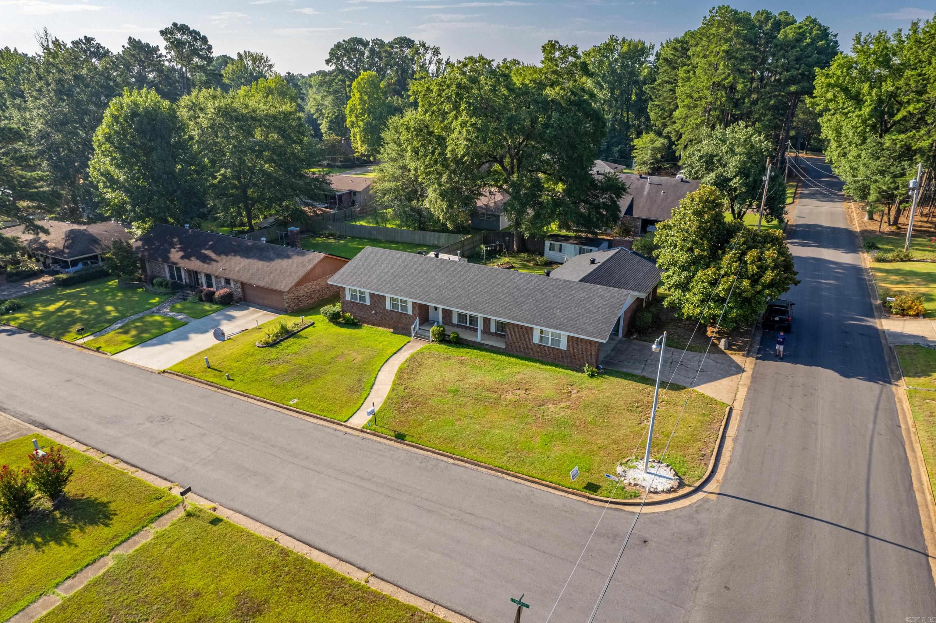 2717 Lynwood  Arkadelphia, AR