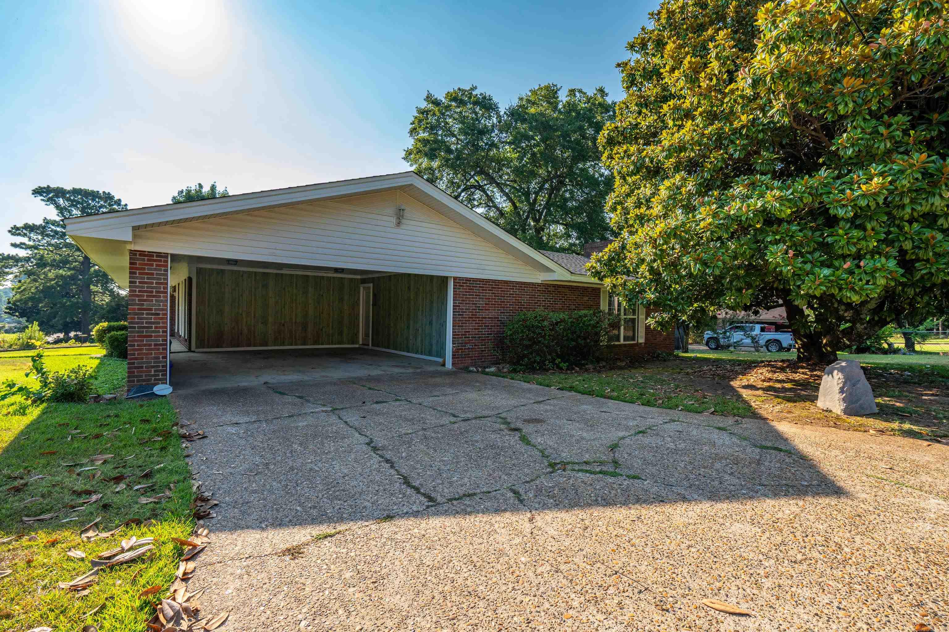 2717 Lynwood  Arkadelphia, AR