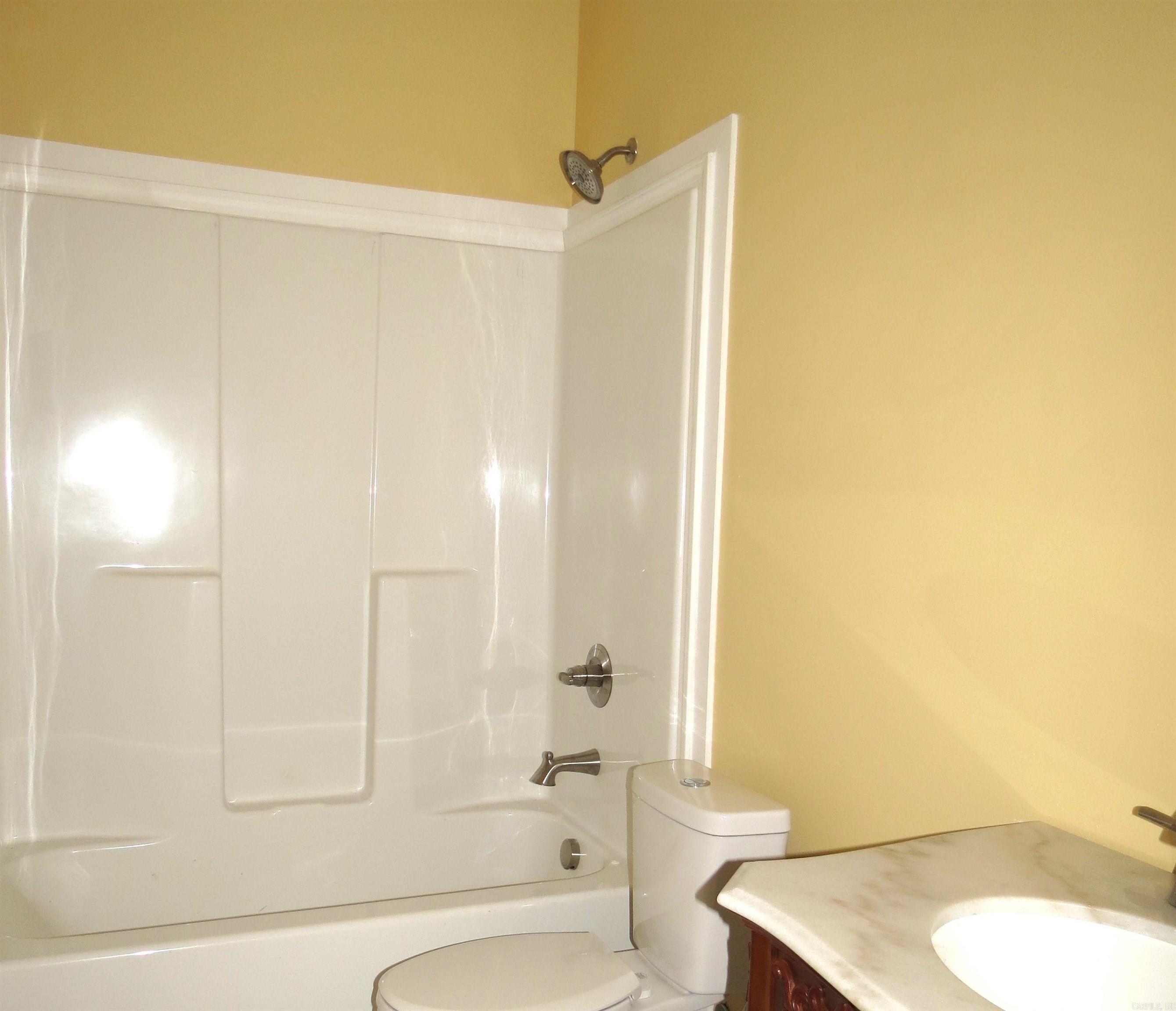 9233 Spring Lake  Pine Bluff, AR