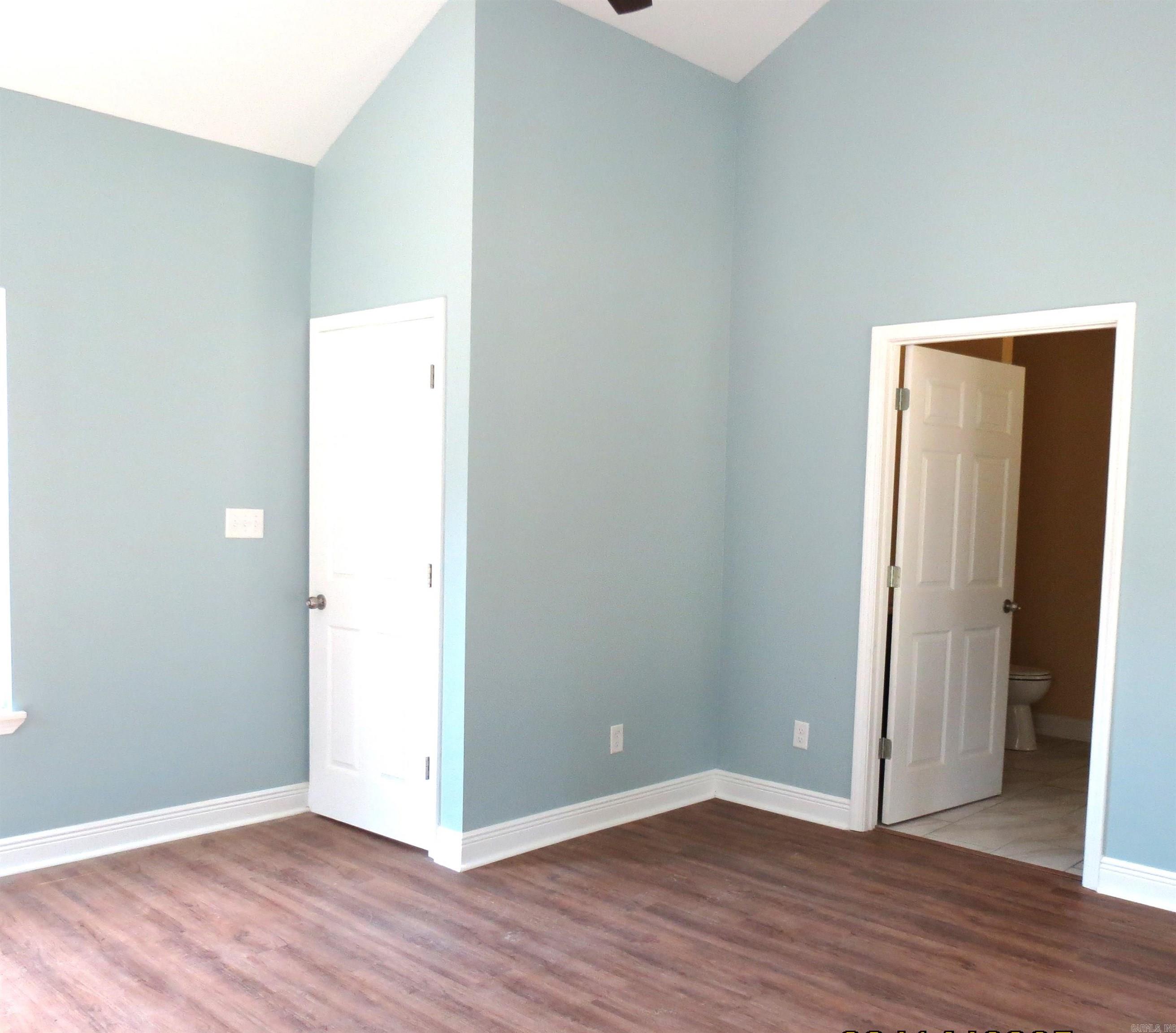 9233 Spring Lake  Pine Bluff, AR