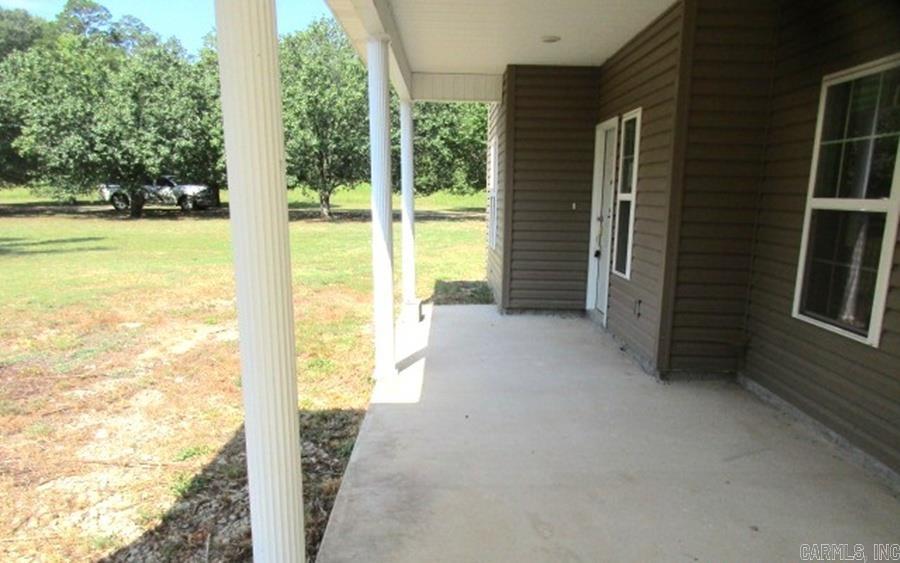 9233 Spring Lake  Pine Bluff, AR