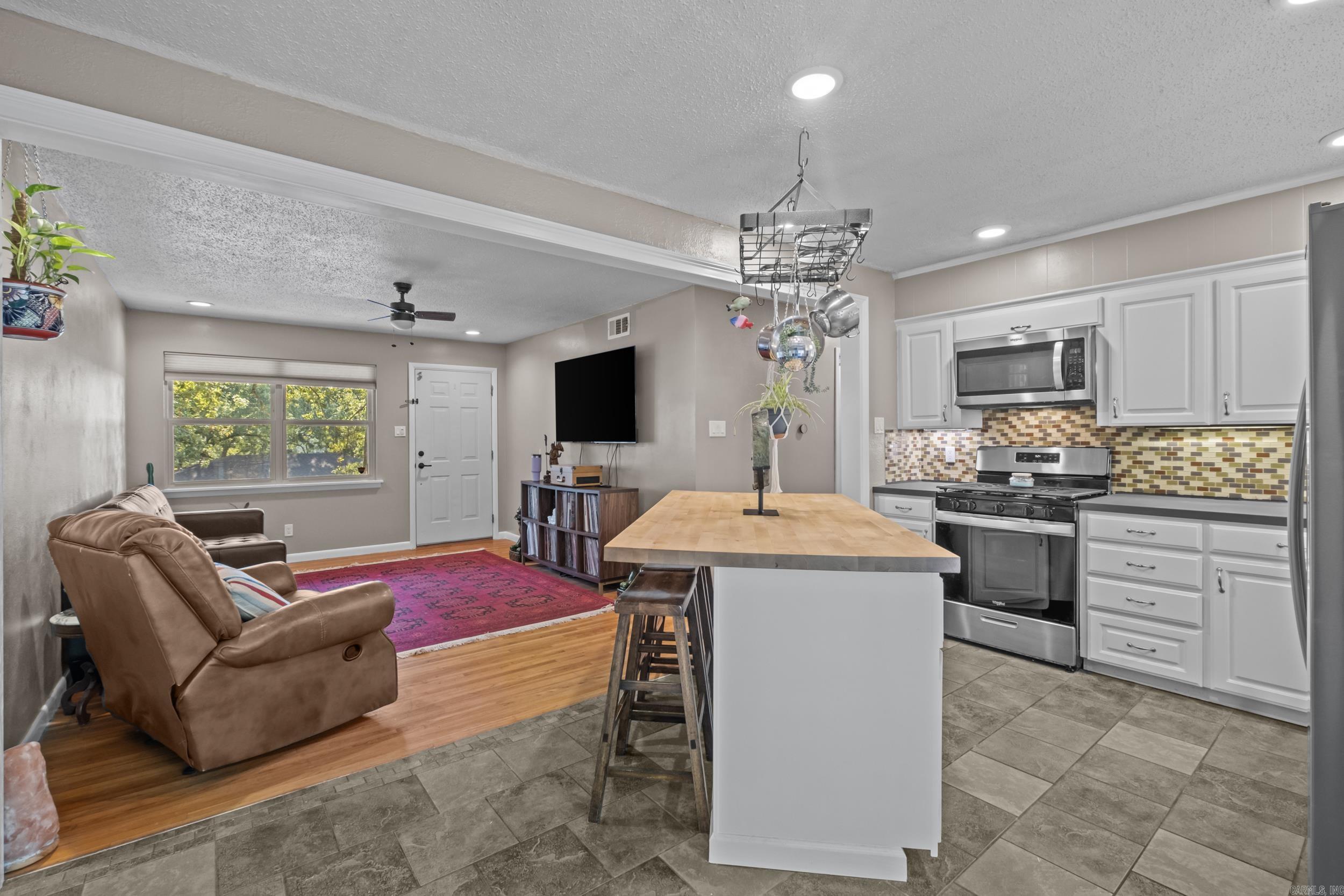 46 Oakview  North Little Rock, AR