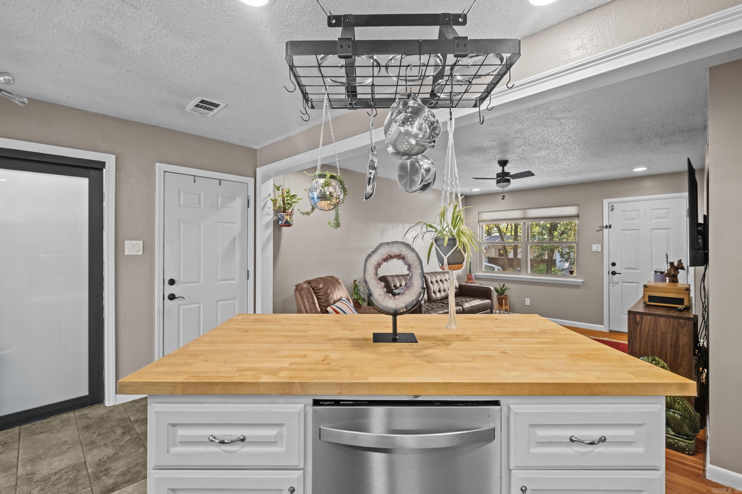 46 Oakview  North Little Rock, AR
