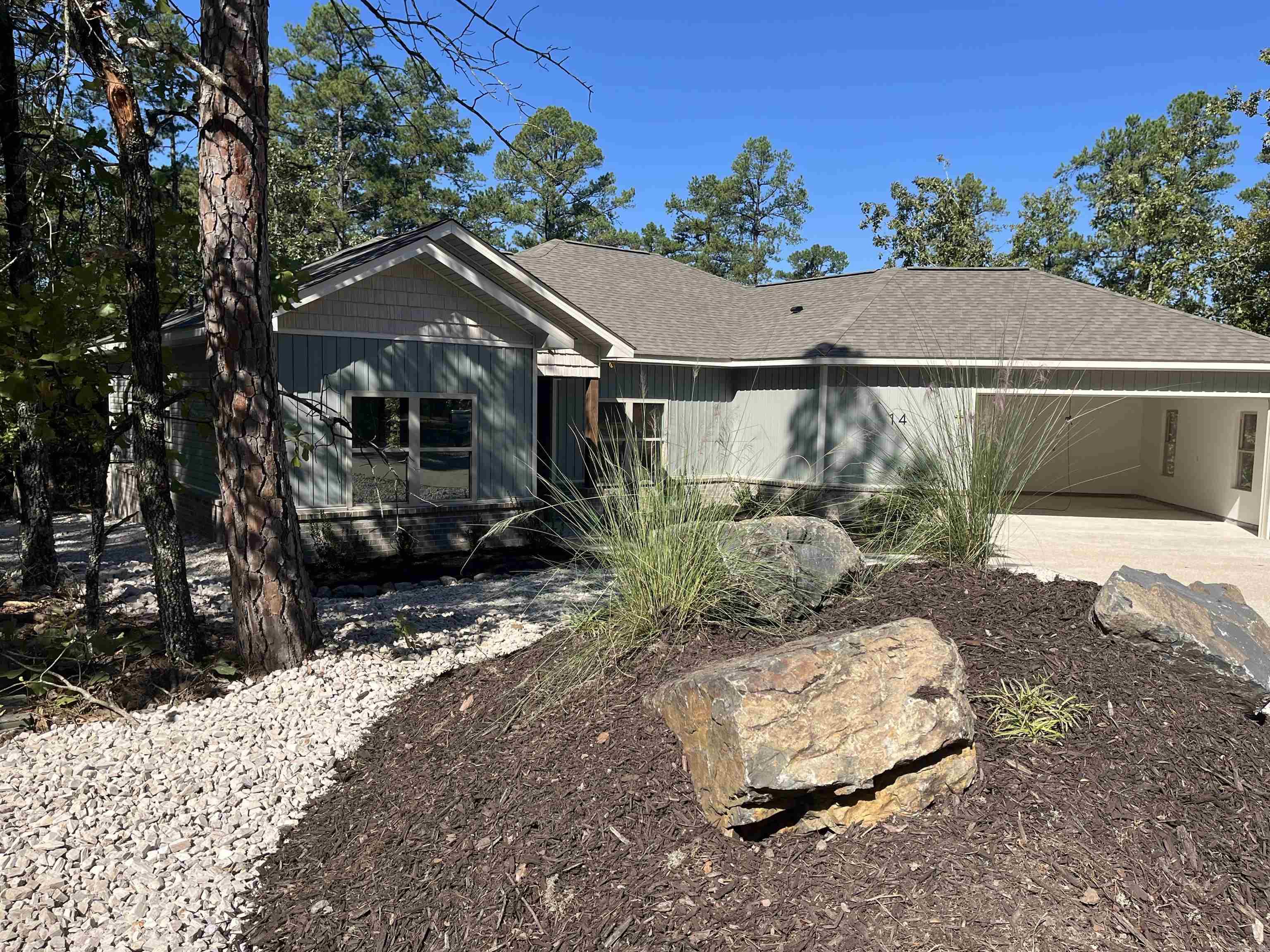 14 Veranillo Drive