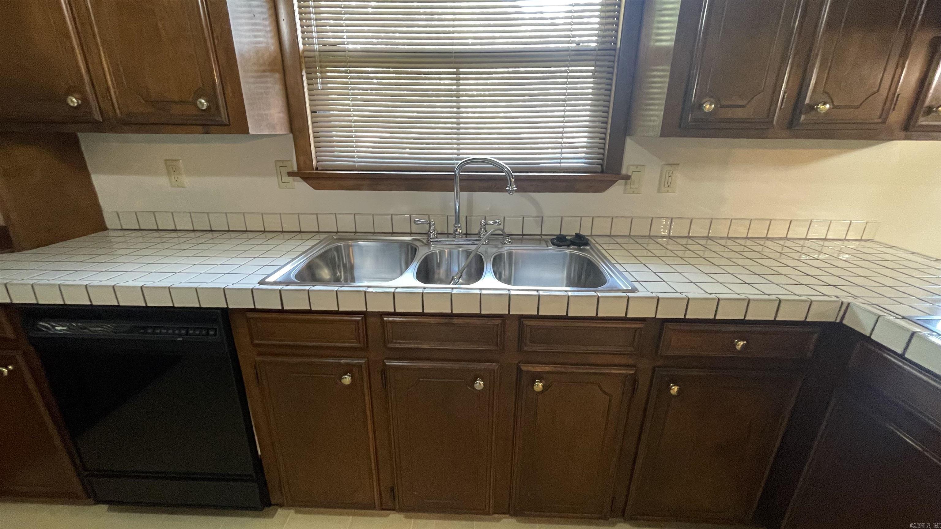 1710 Hidden Valley Drive  Benton, AR