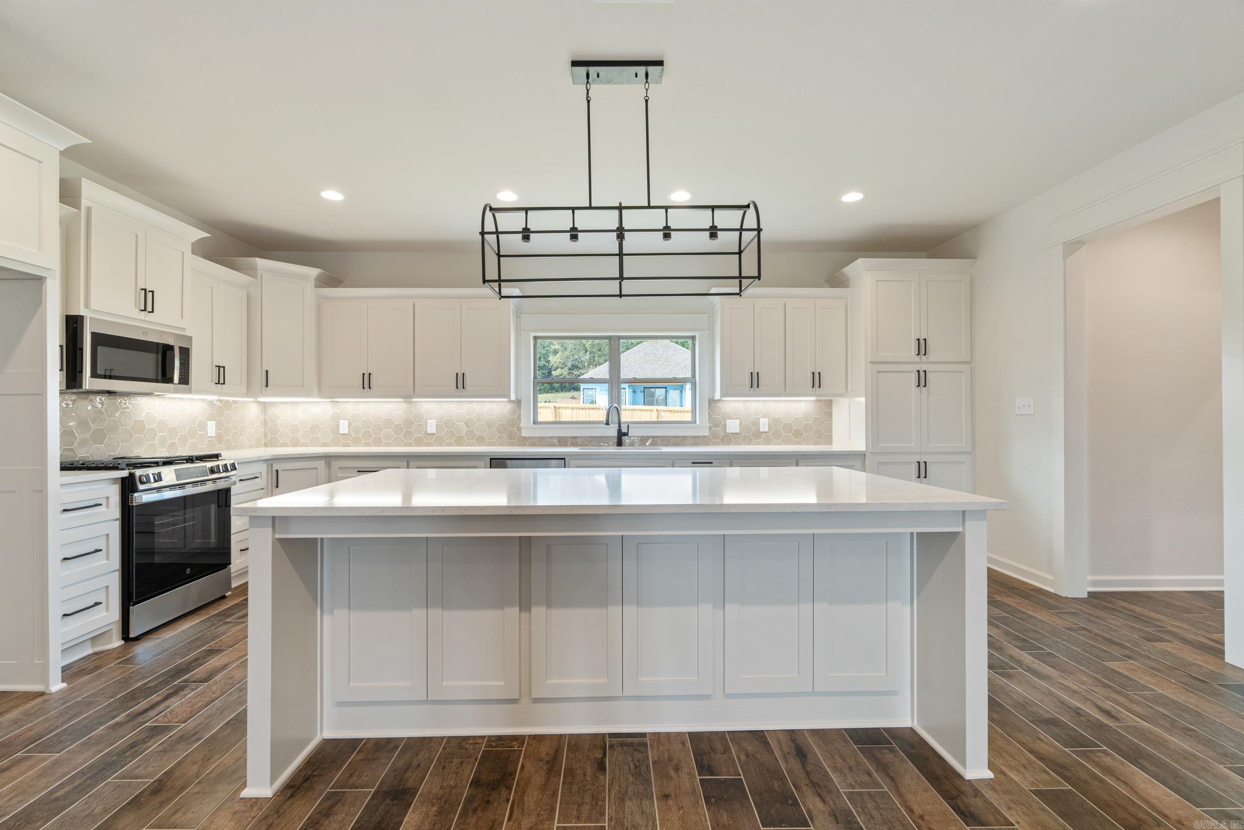 1025 Ridge View  Vilonia, AR