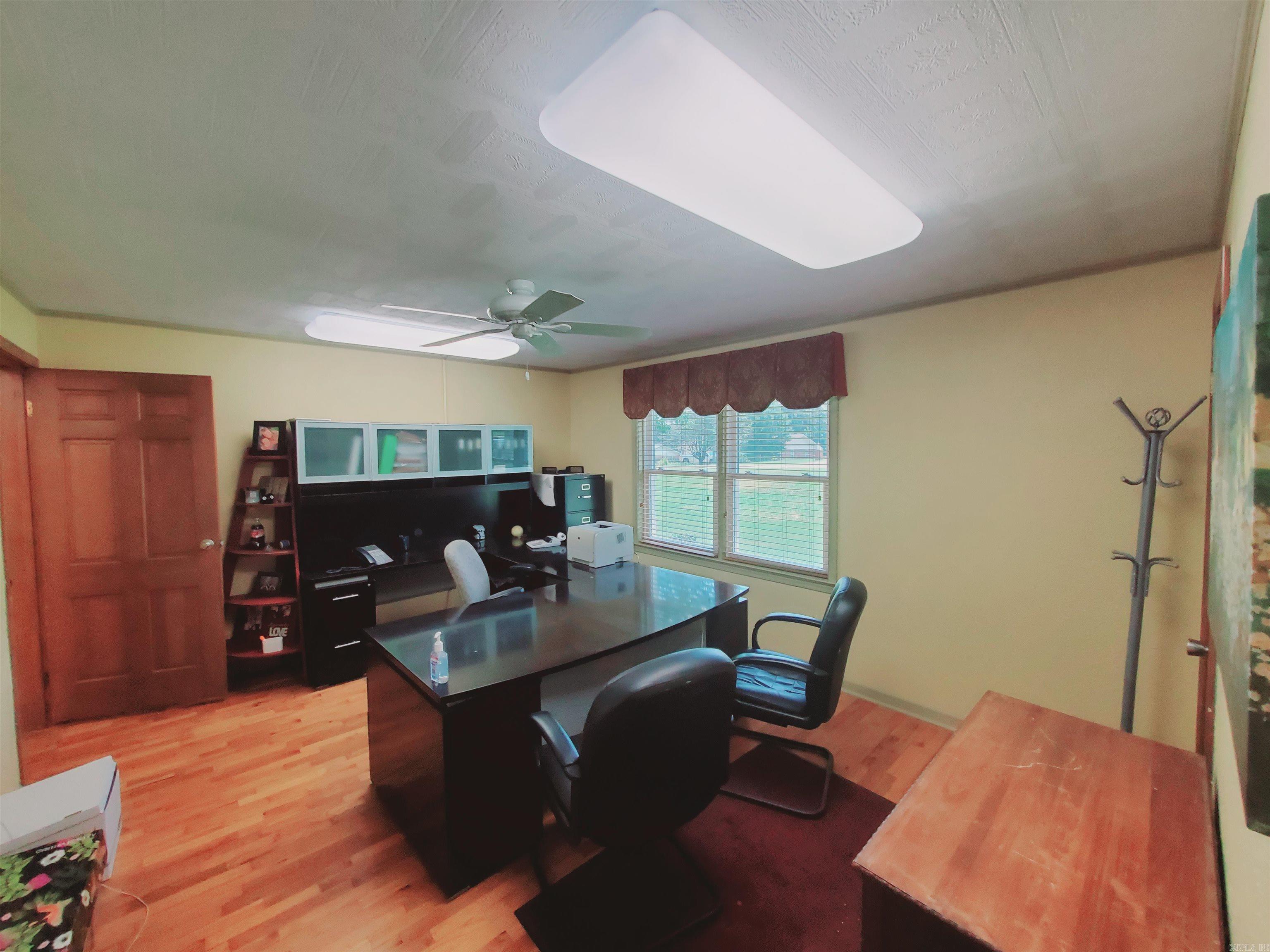 1287/1281 W North  Piggott, AR