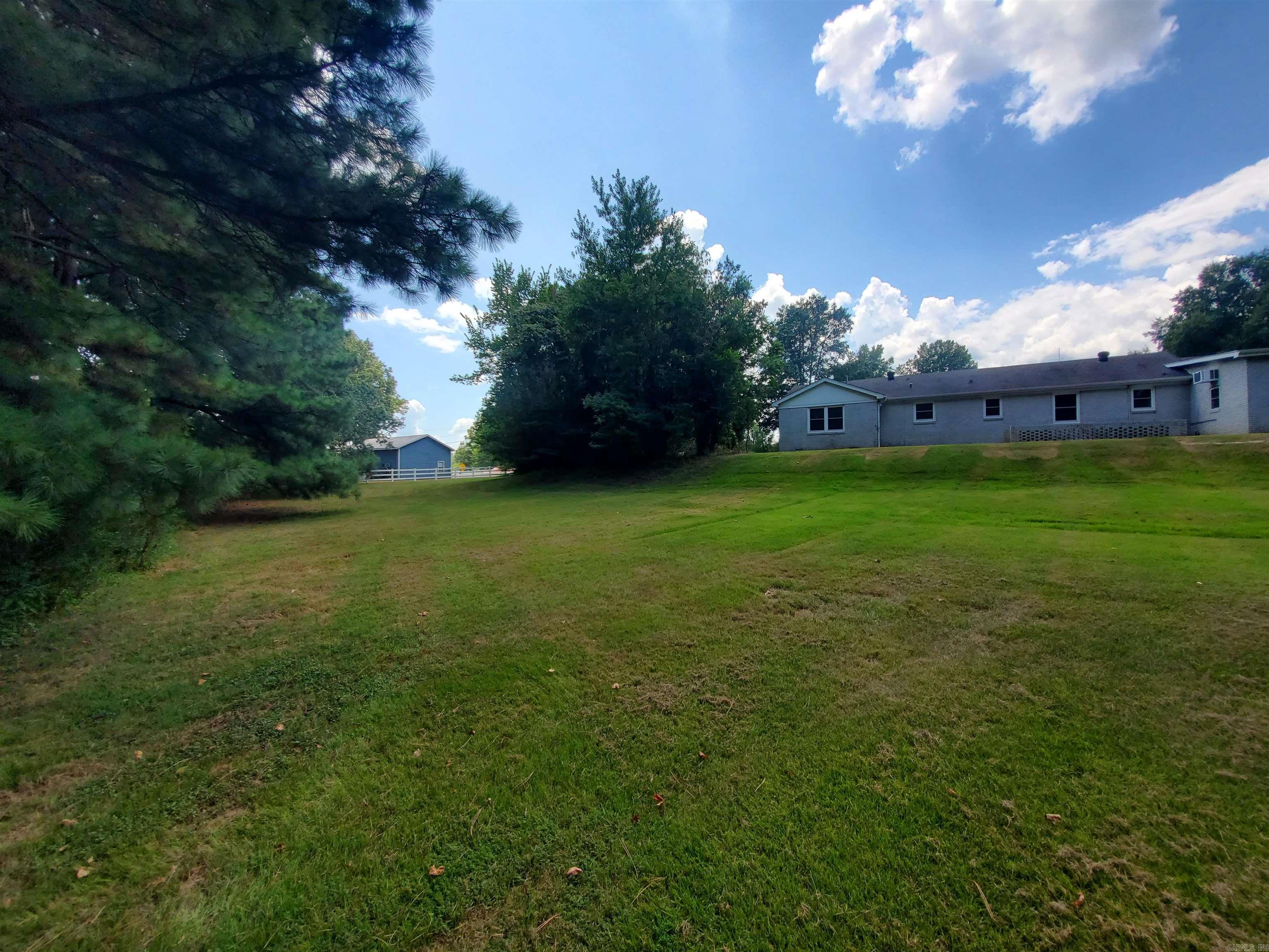 1287/1281 W North  Piggott, AR