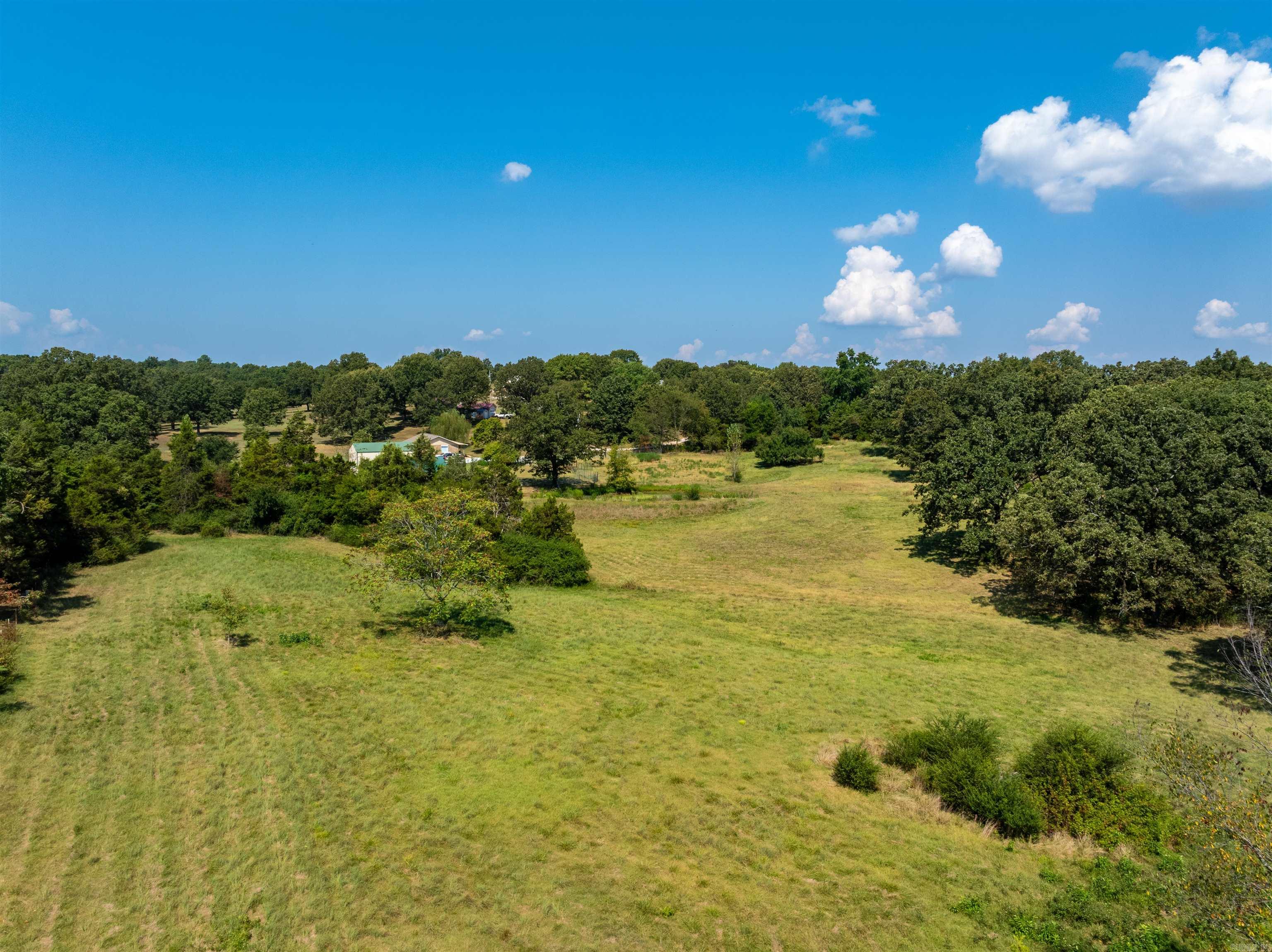 147 Pleasant Hills Rd  Batesville, AR