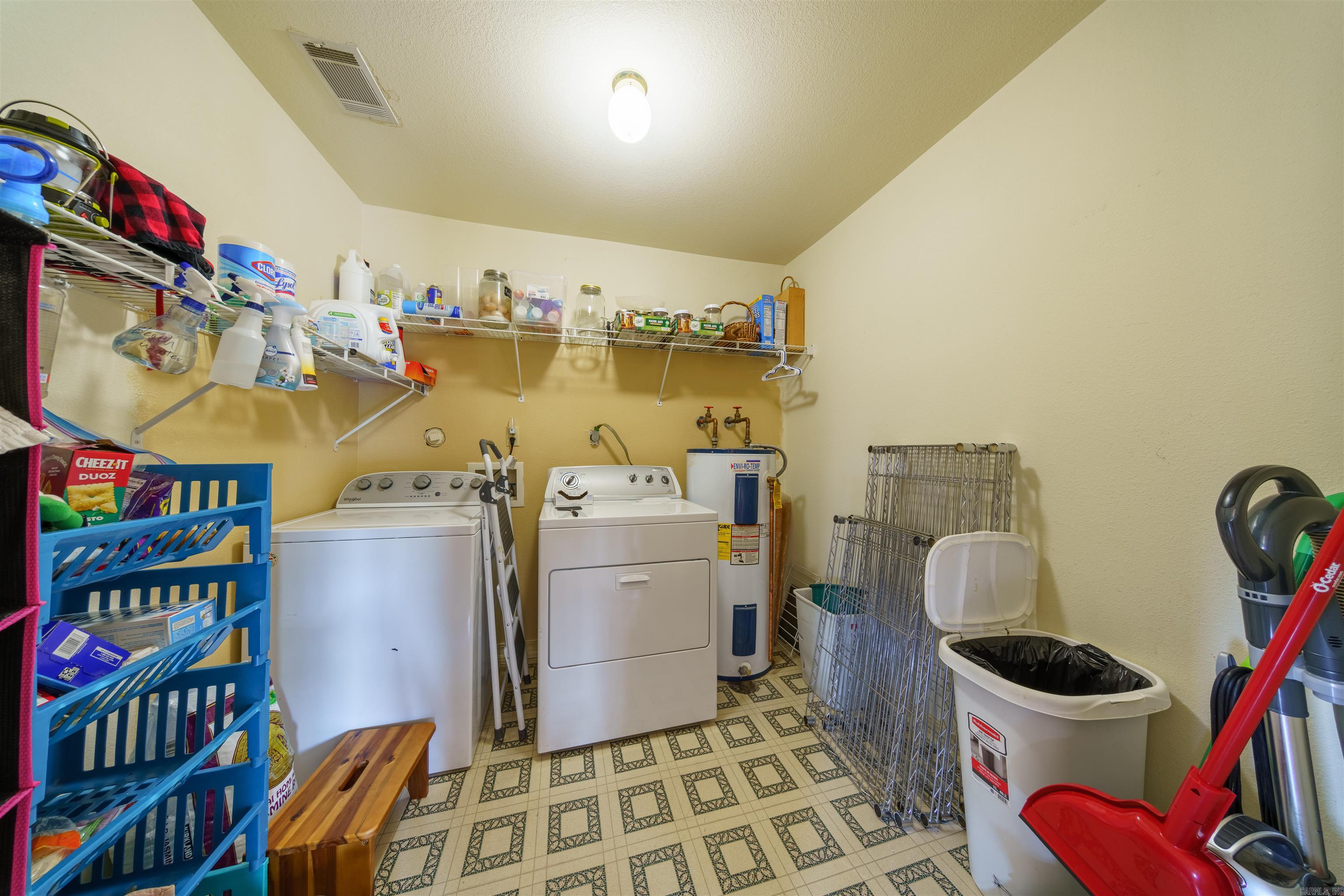 147 Pleasant Hills Rd  Batesville, AR
