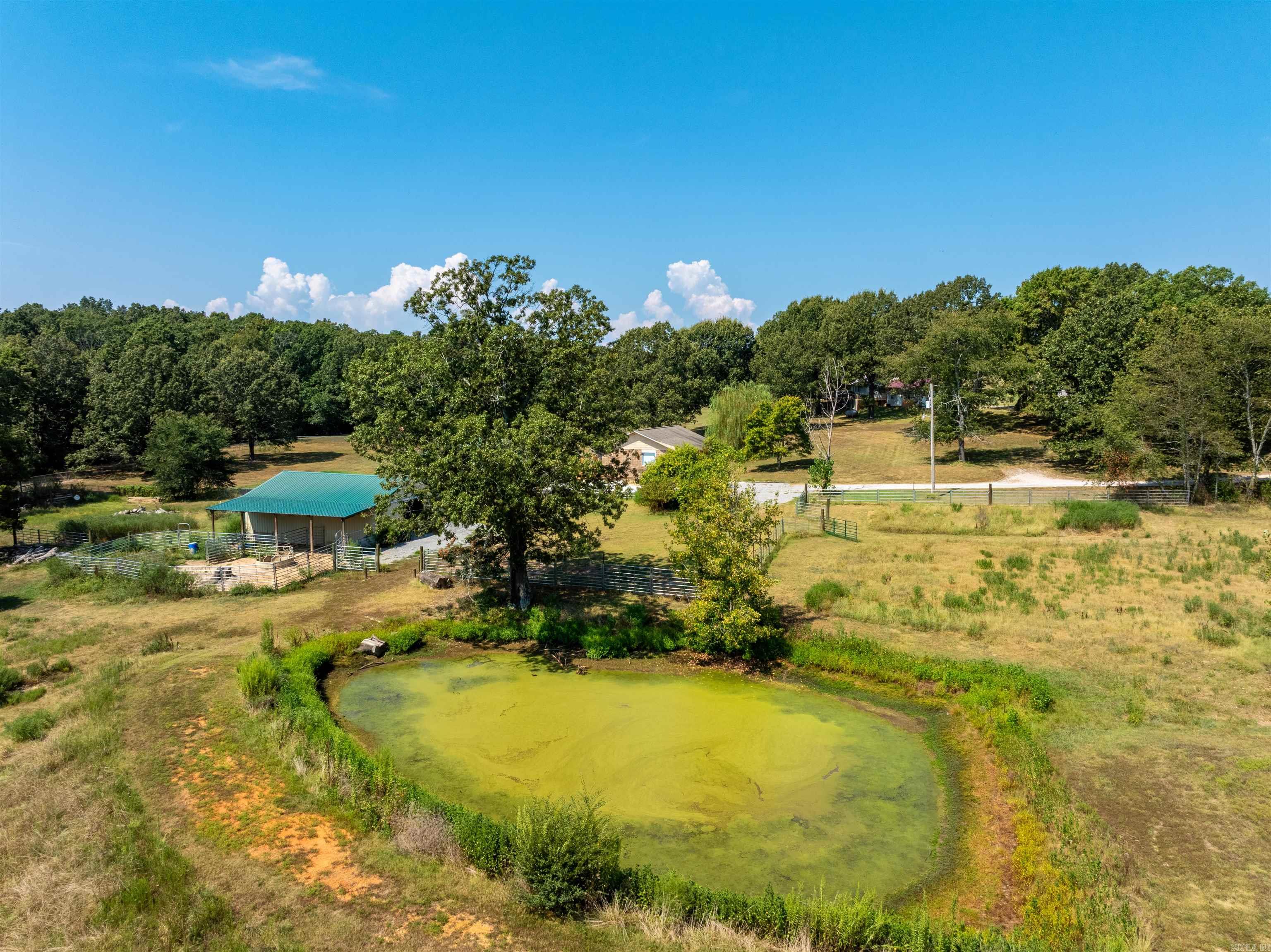 147 Pleasant Hills Rd  Batesville, AR