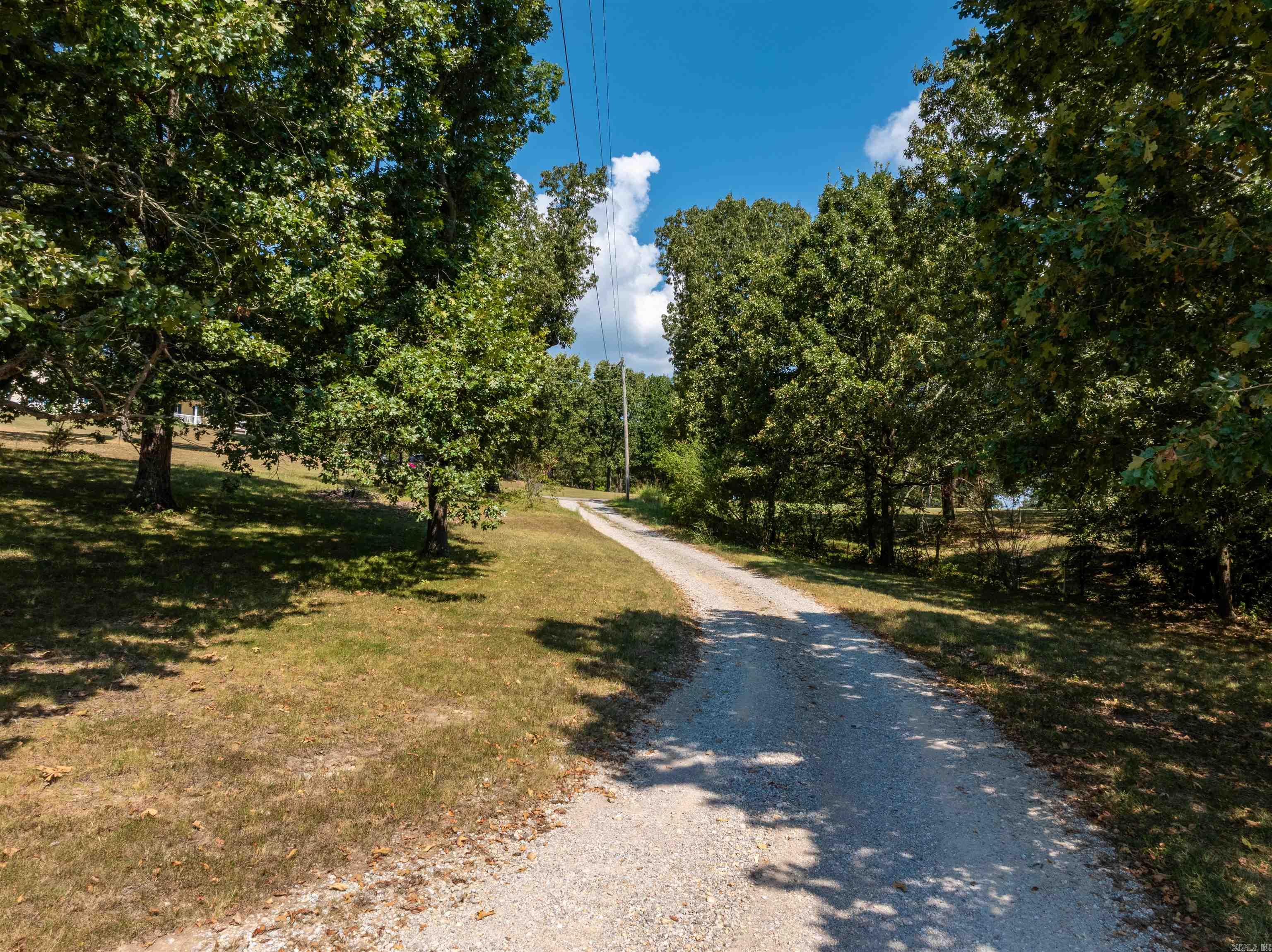 147 Pleasant Hills Rd  Batesville, AR