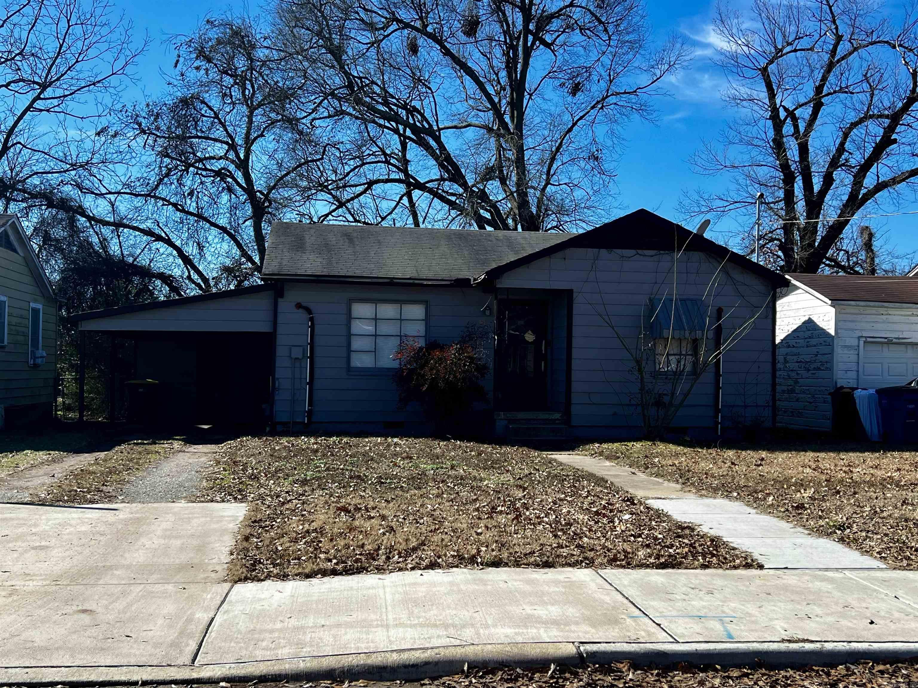 2420 Division  North Little Rock, AR