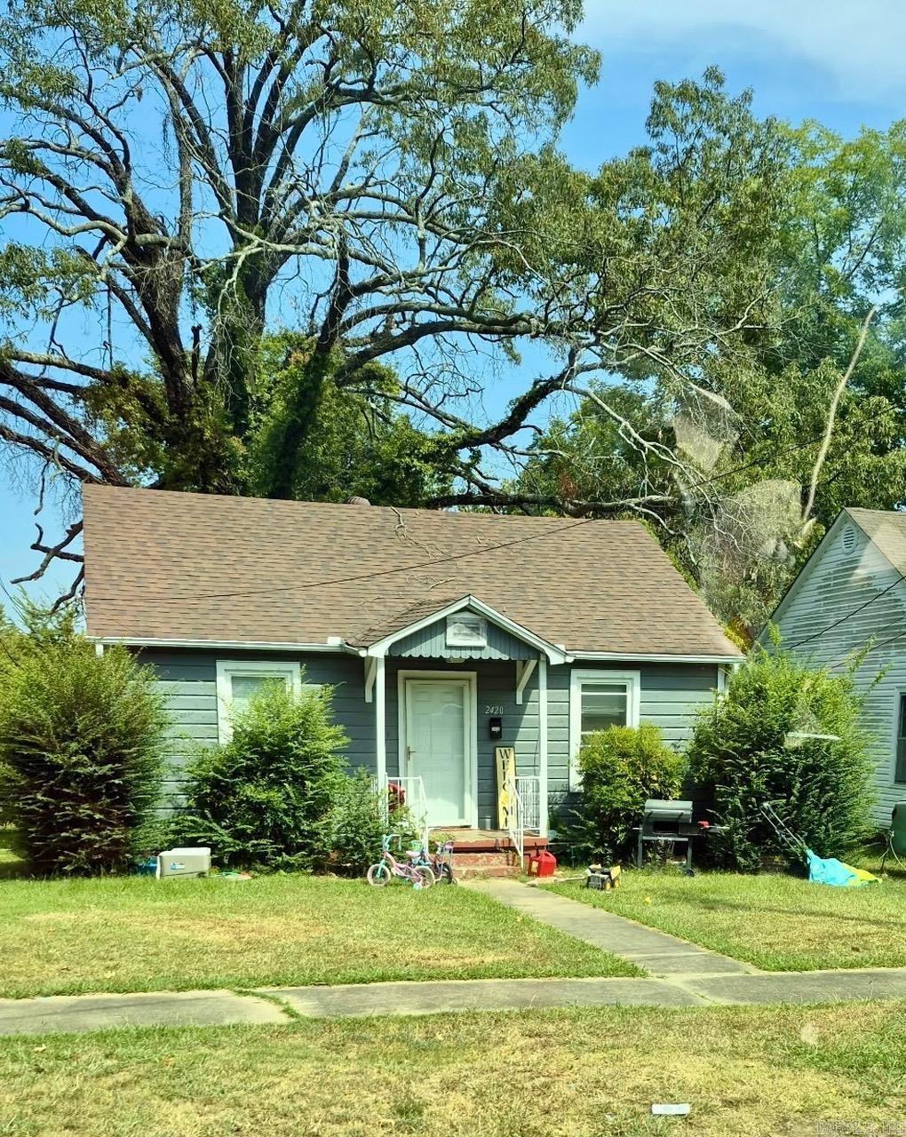 2420 Division  North Little Rock, AR