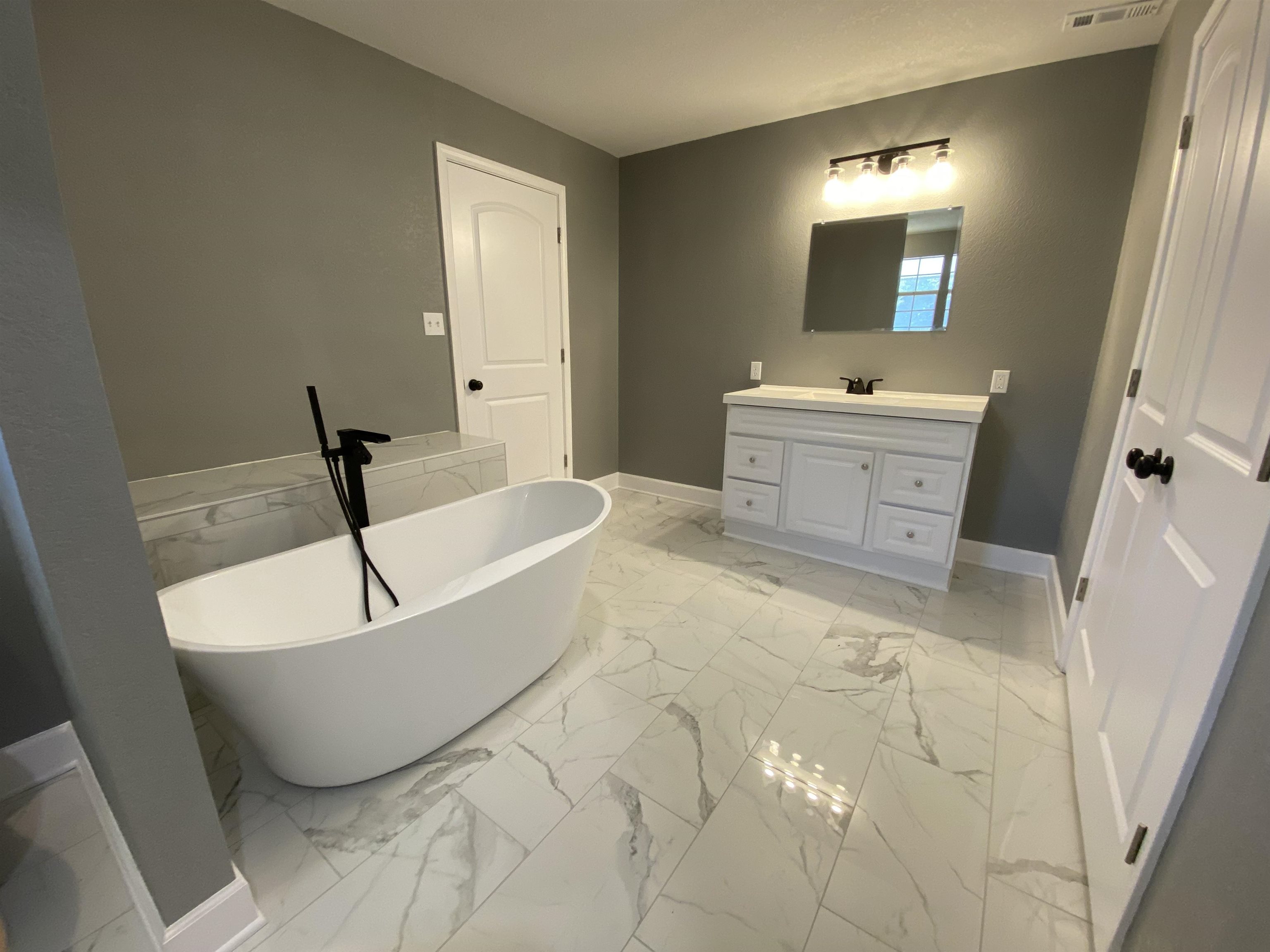 117 Lawrence 224  Imboden, AR