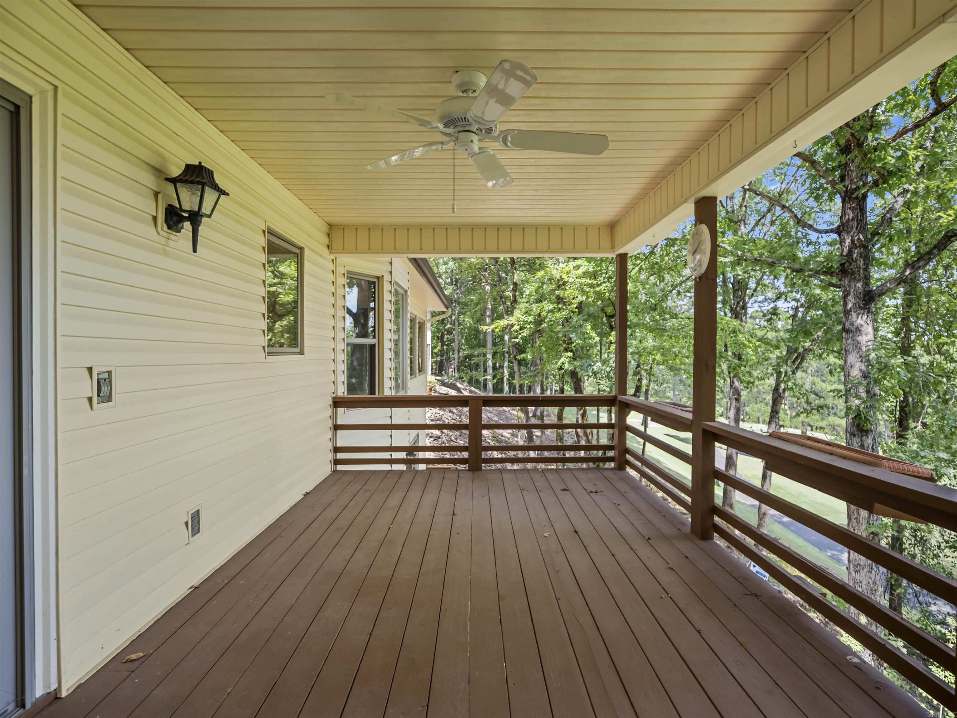 46 Acceso Circle Hot Springs Village, AR 71909