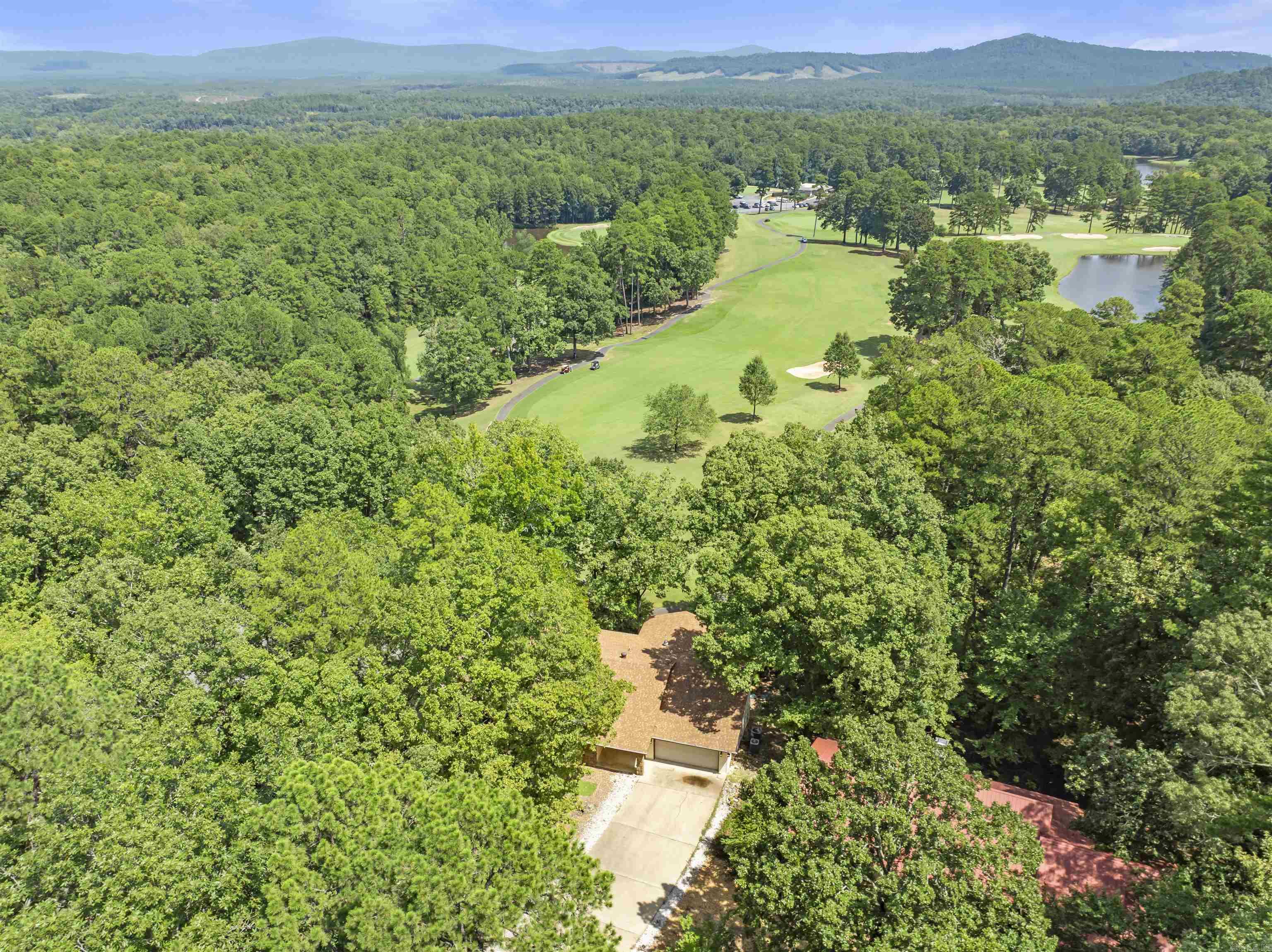 46 Acceso Circle Hot Springs Village, AR 71909