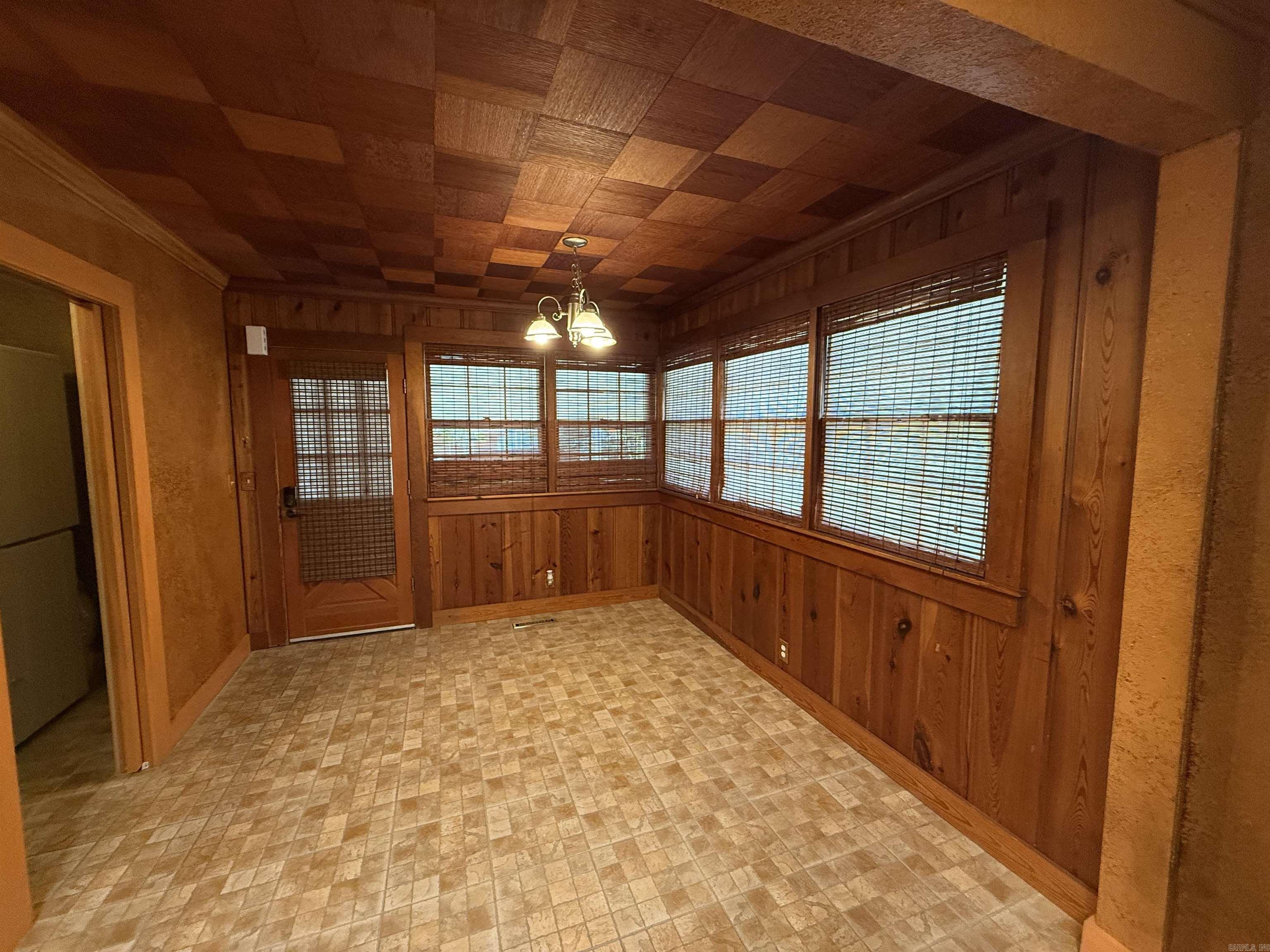 309 W Cleveland St  Bald Knob, AR