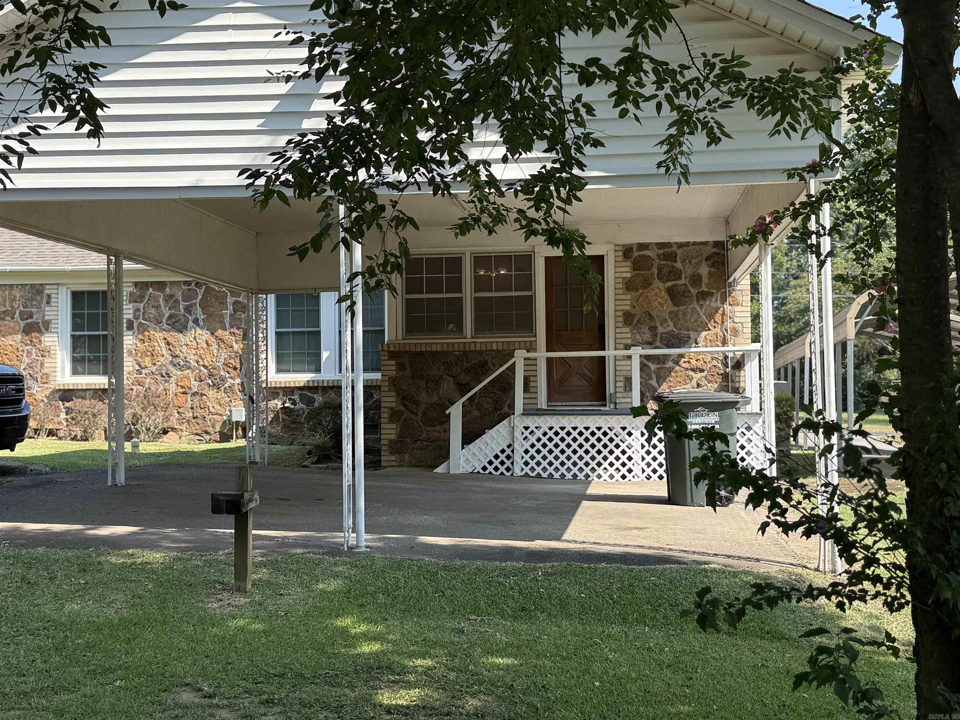 309 W Cleveland St  Bald Knob, AR
