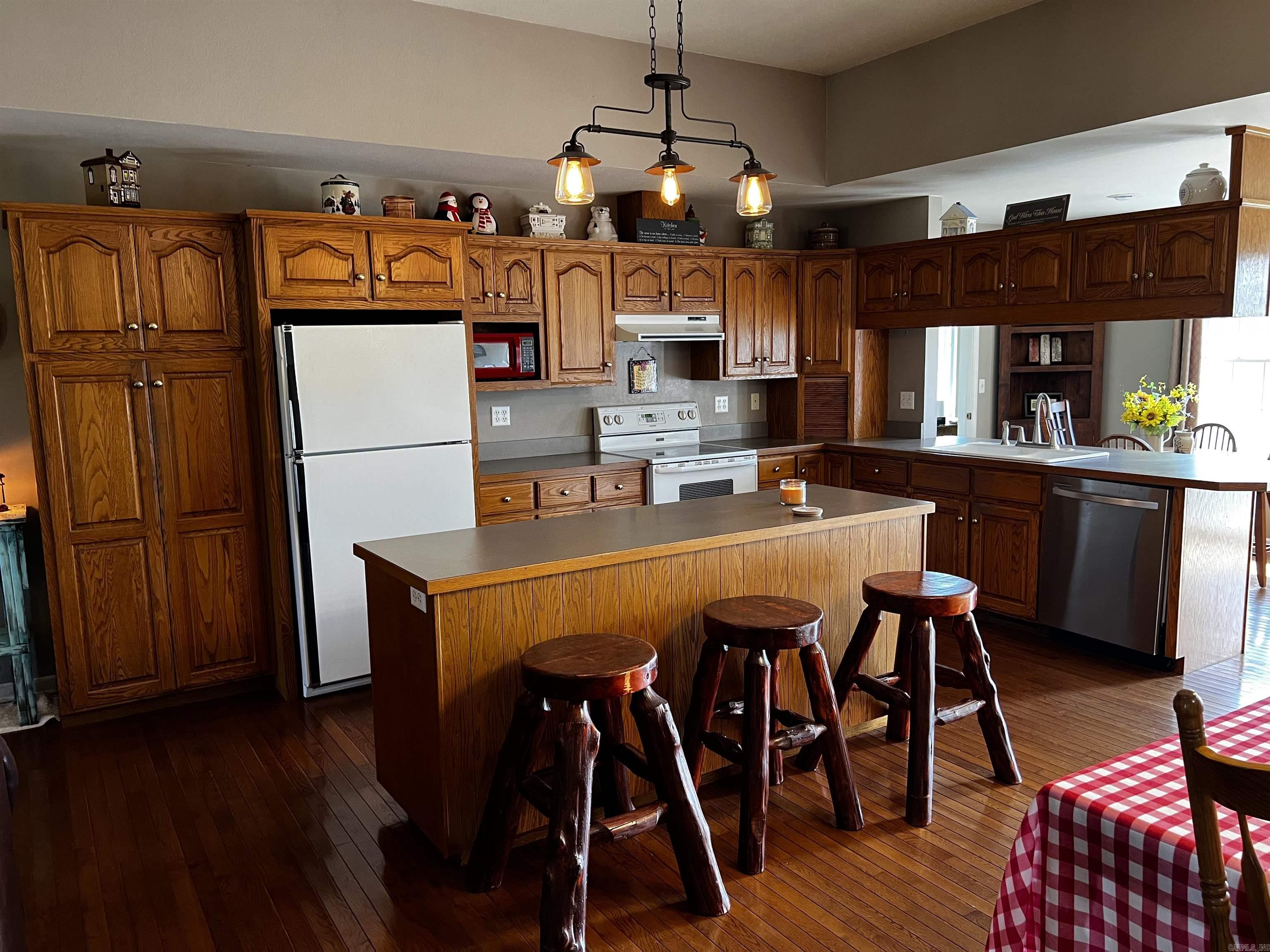 715 River Bluff Road Heber Springs, AR 72543