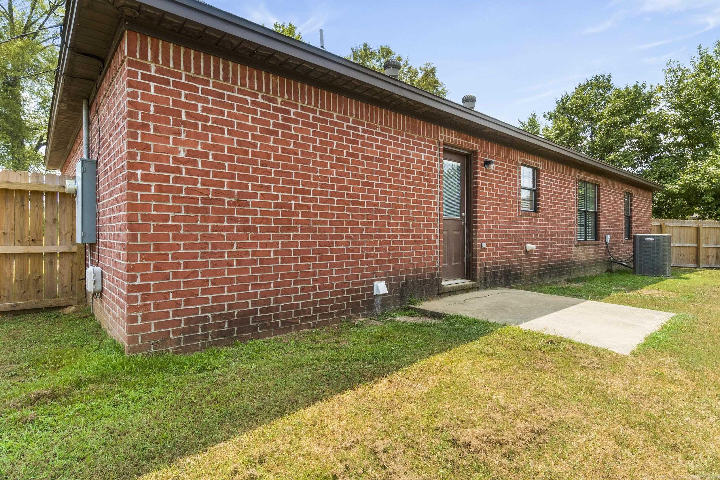 185 Highway 11  Searcy, AR