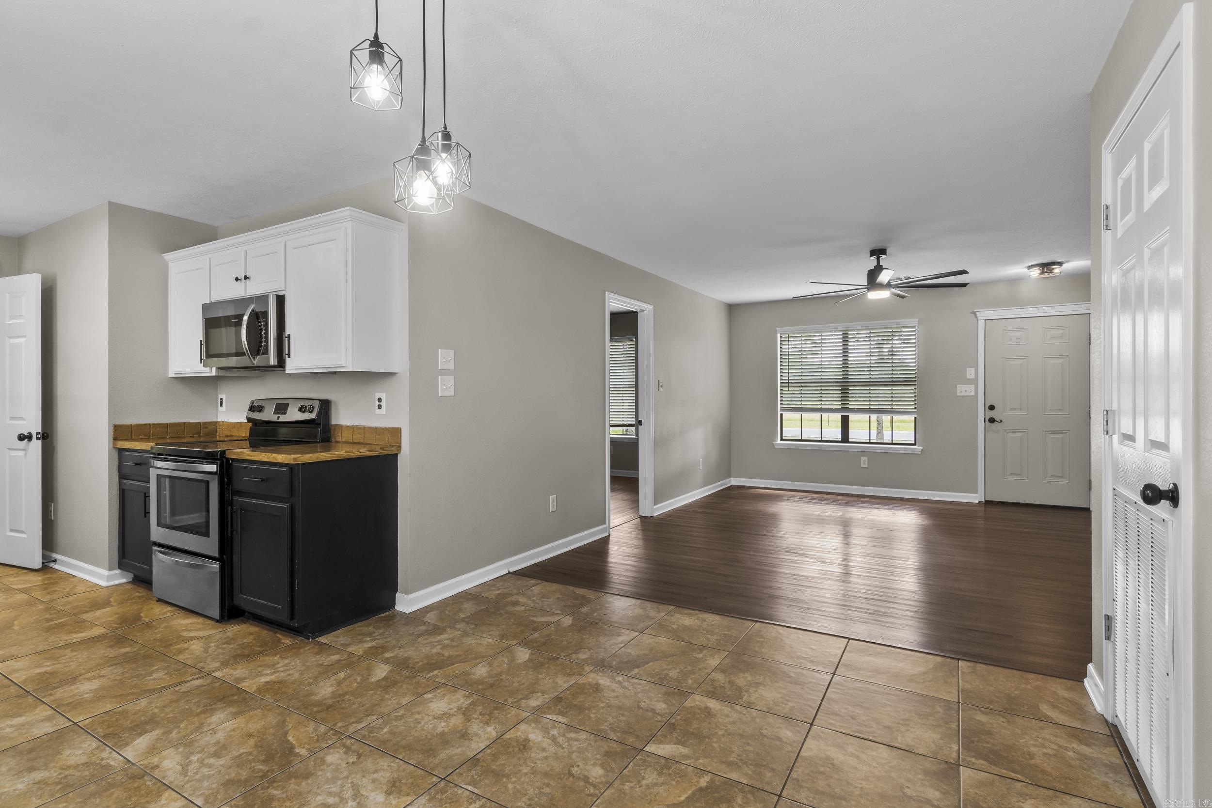 185 Highway 11  Searcy, AR