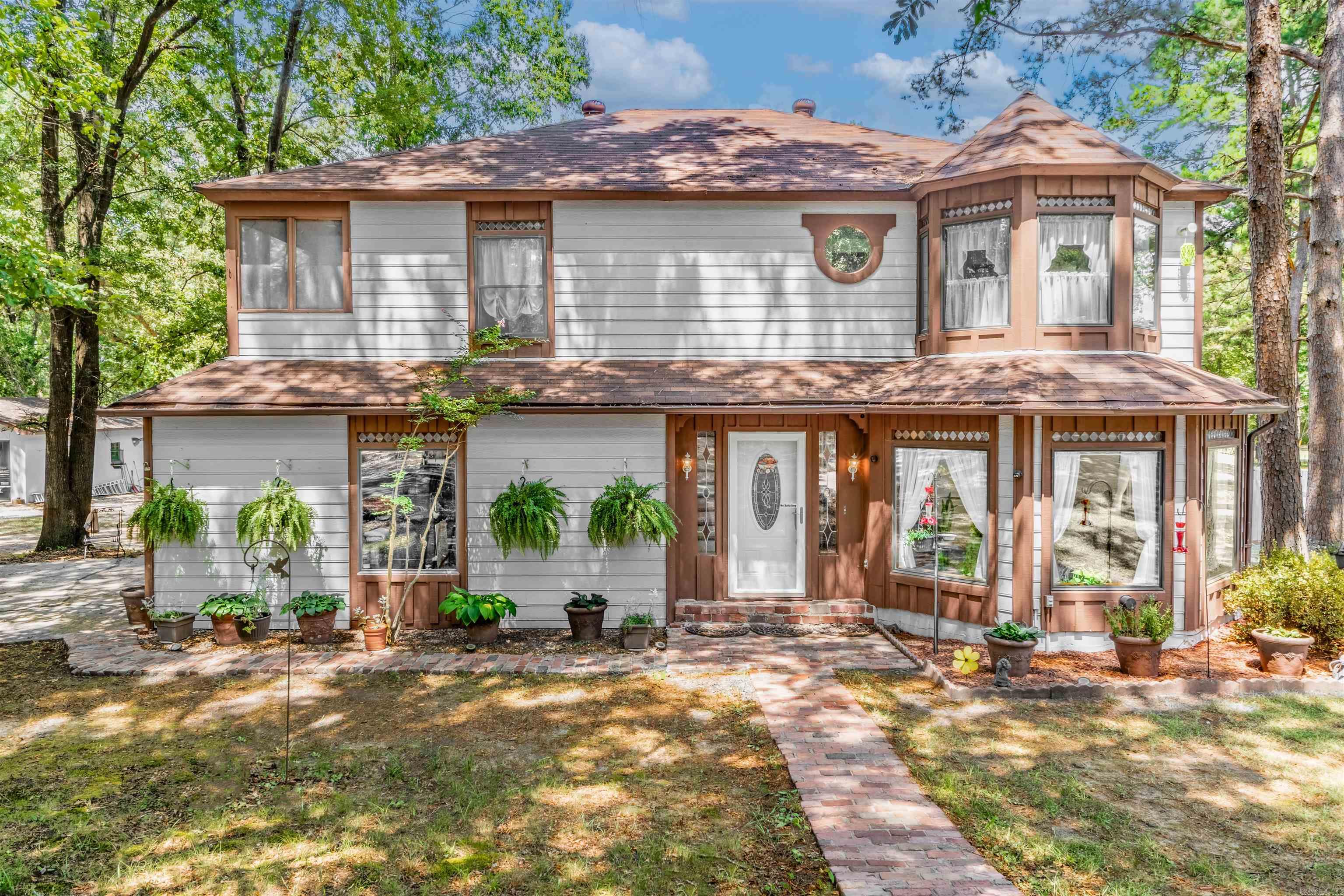 122 N Woodland Drive  Conway, AR
