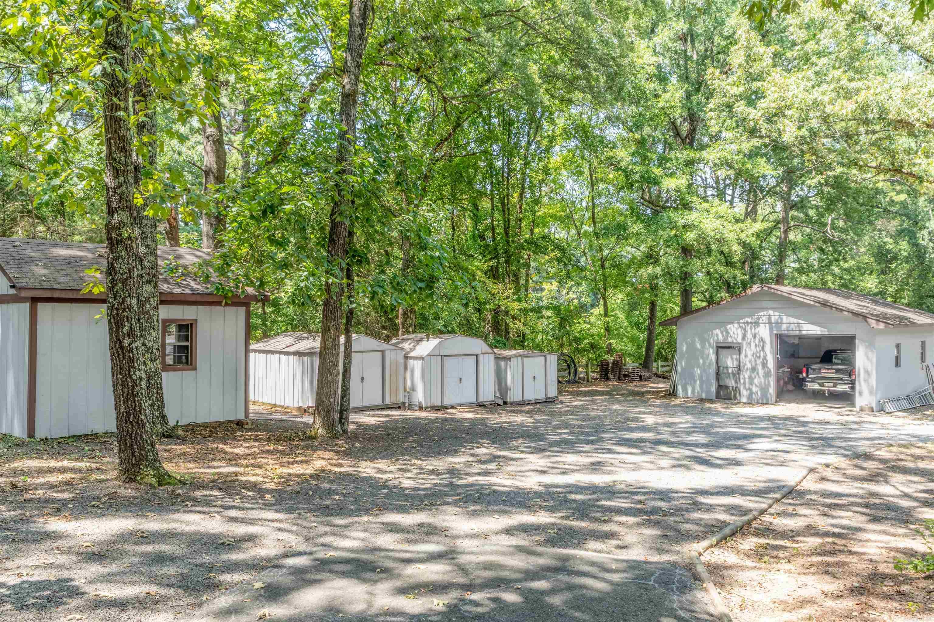 122 N Woodland Drive  Conway, AR