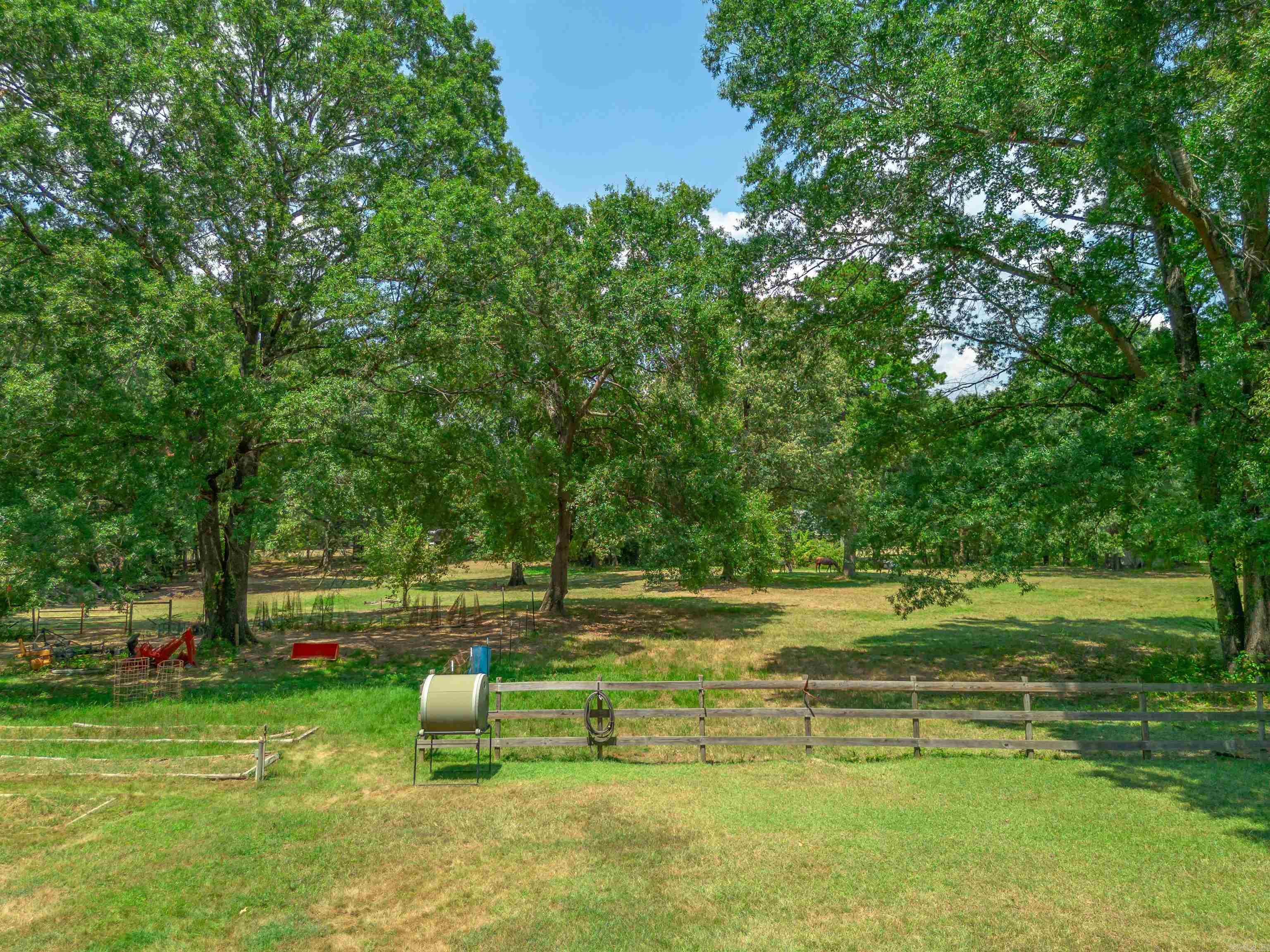 122 N Woodland Drive  Conway, AR
