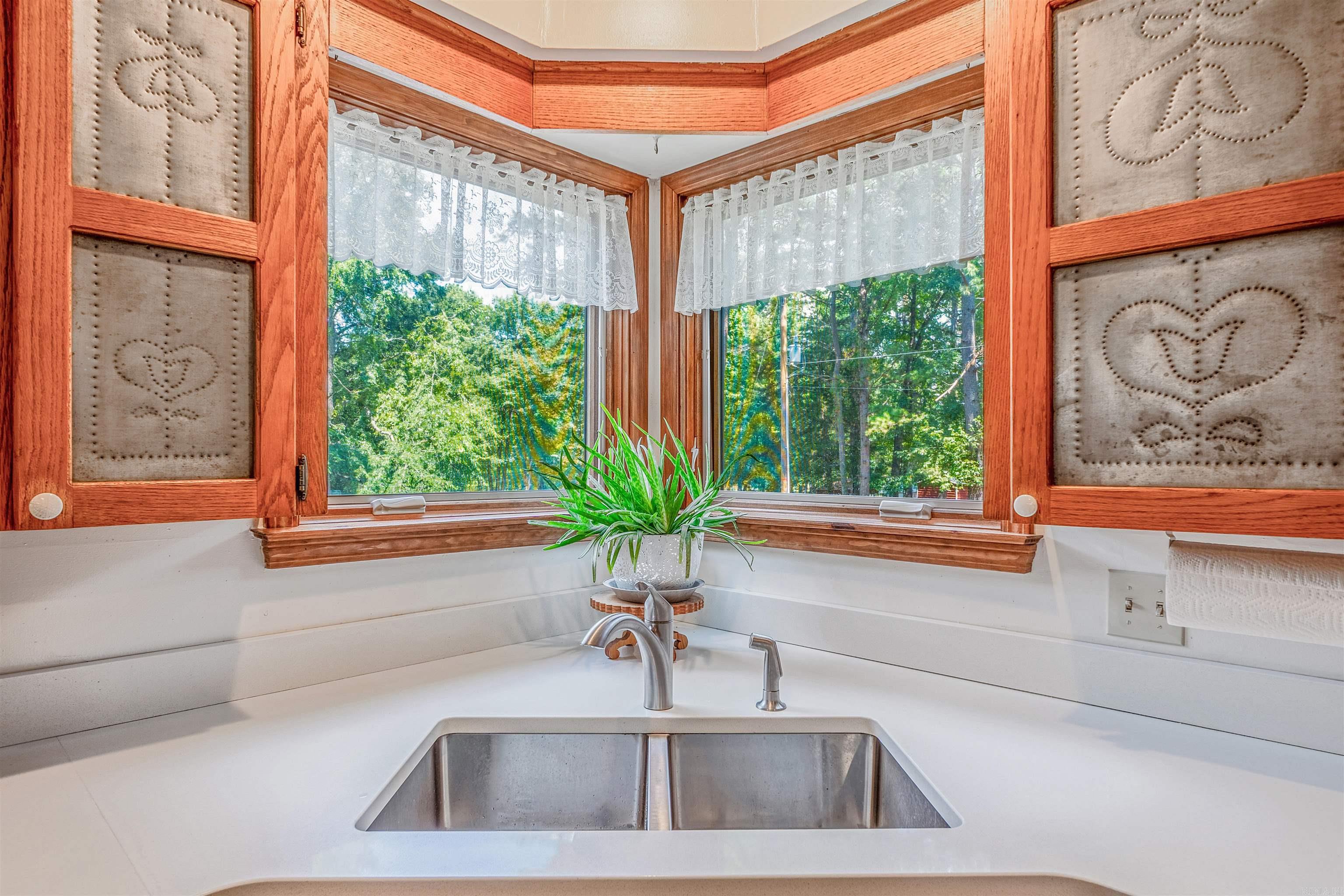 122 N Woodland Drive  Conway, AR