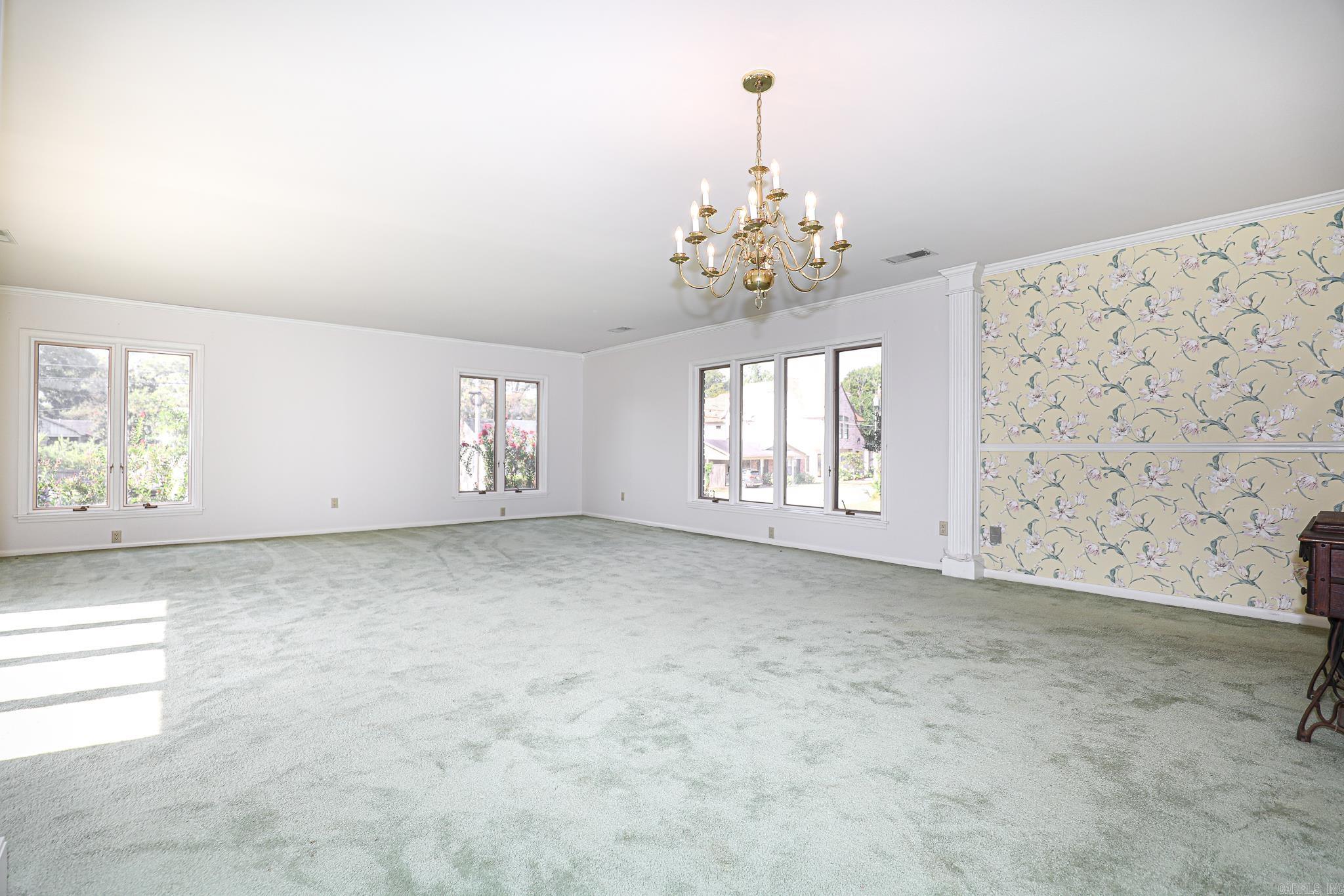 521 W CROSS ST.  Benton, AR