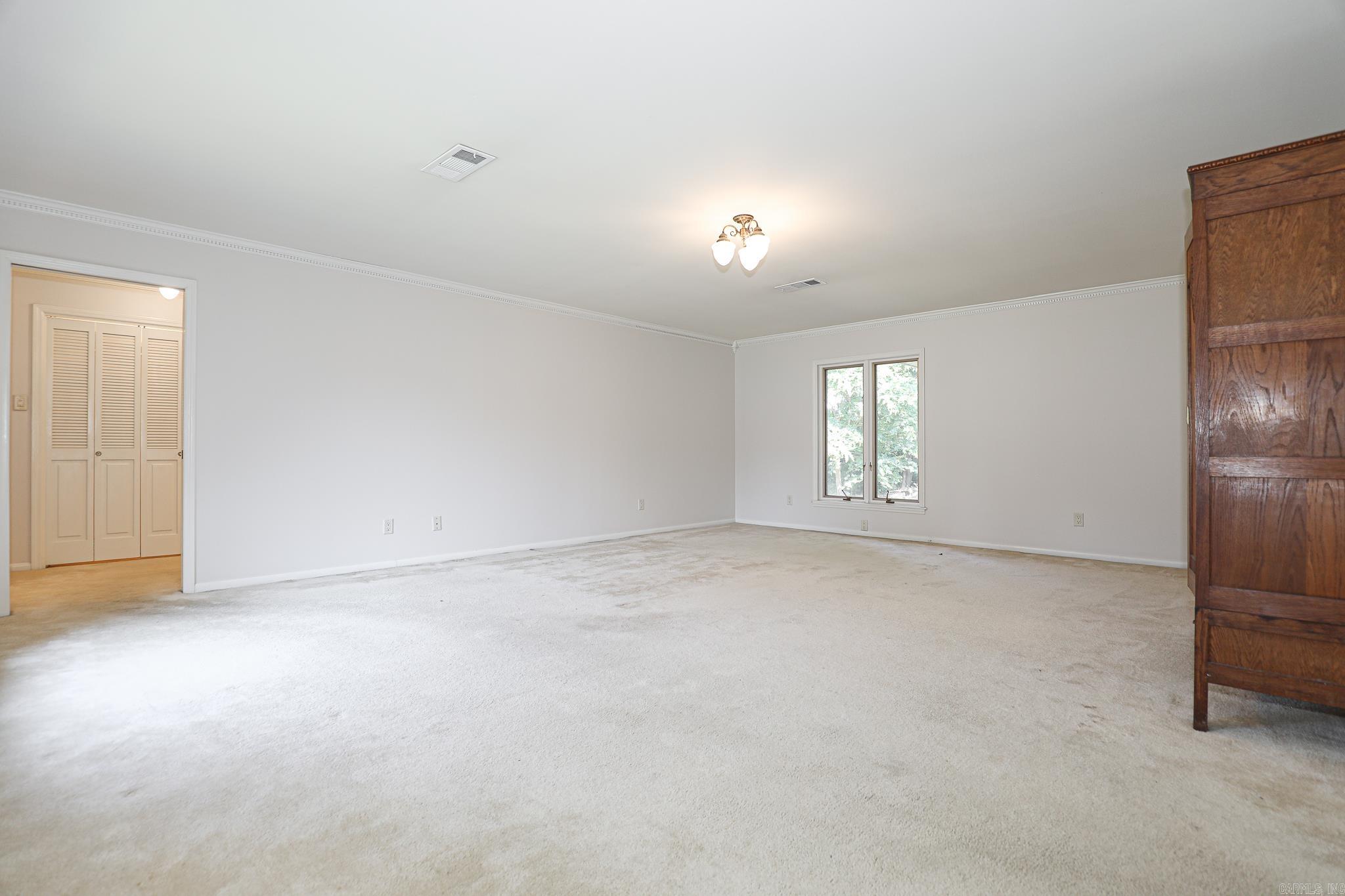 521 W CROSS ST.  Benton, AR