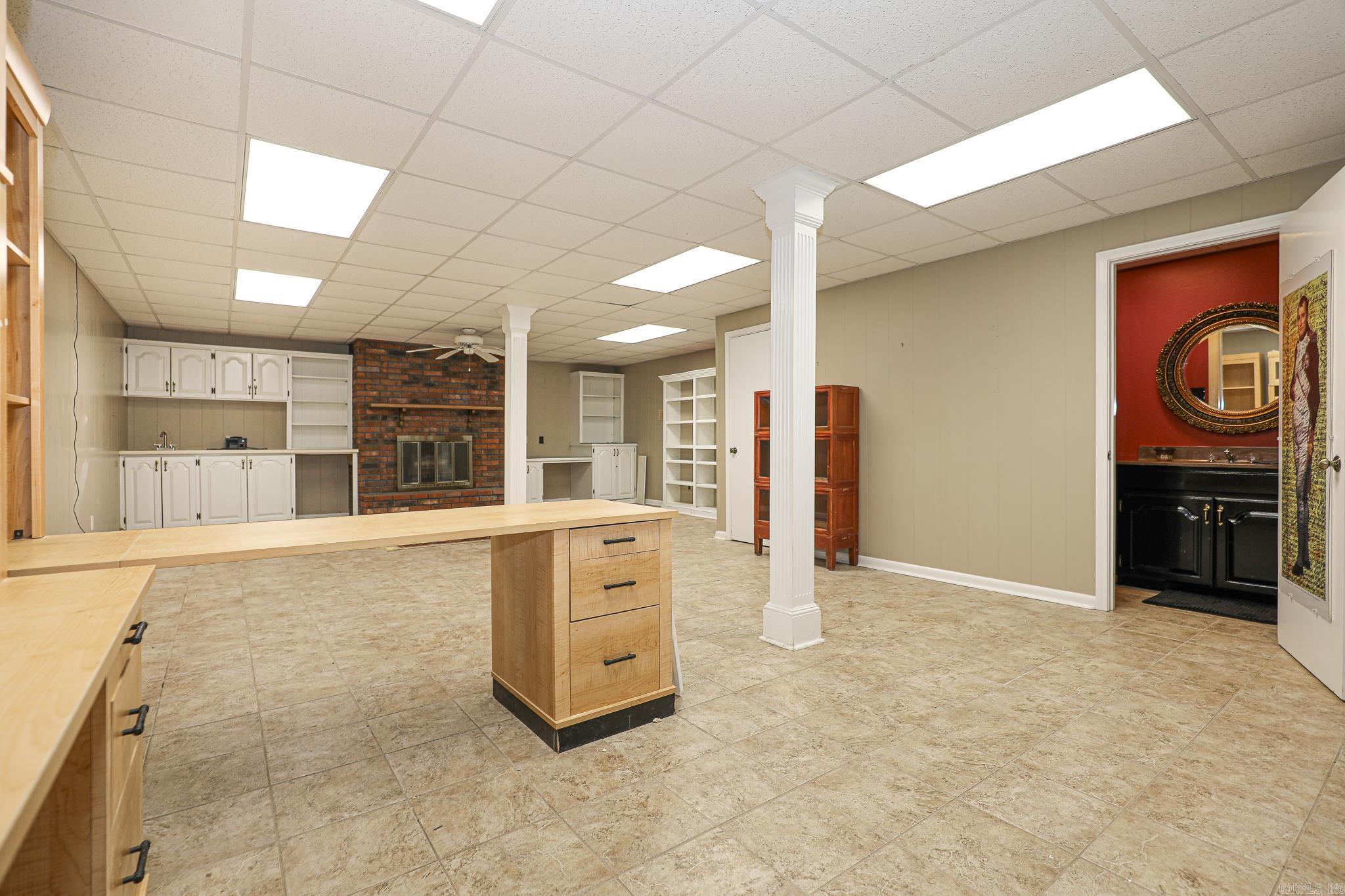 521 W CROSS ST.  Benton, AR