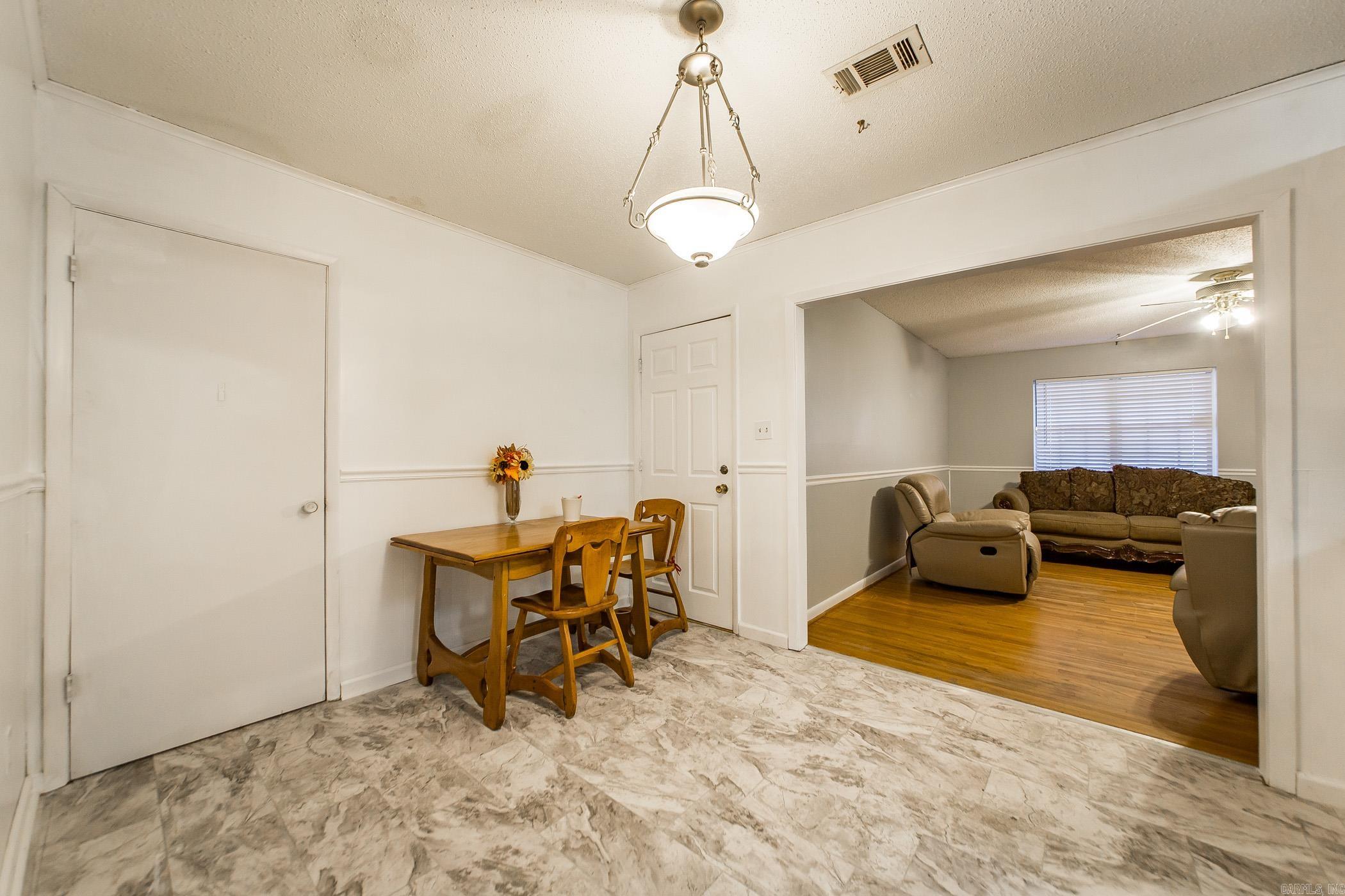 5621 Applewood Drive North Little Rock, AR 72118