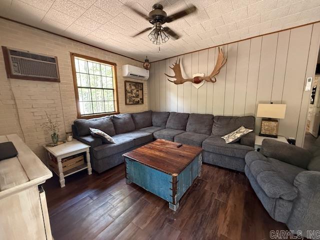 437 Seagrave  Hardy, AR