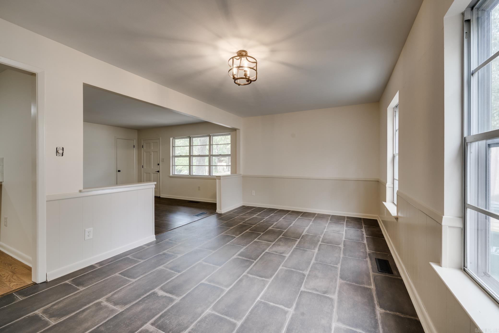 9605 Brooks  Little Rock, AR