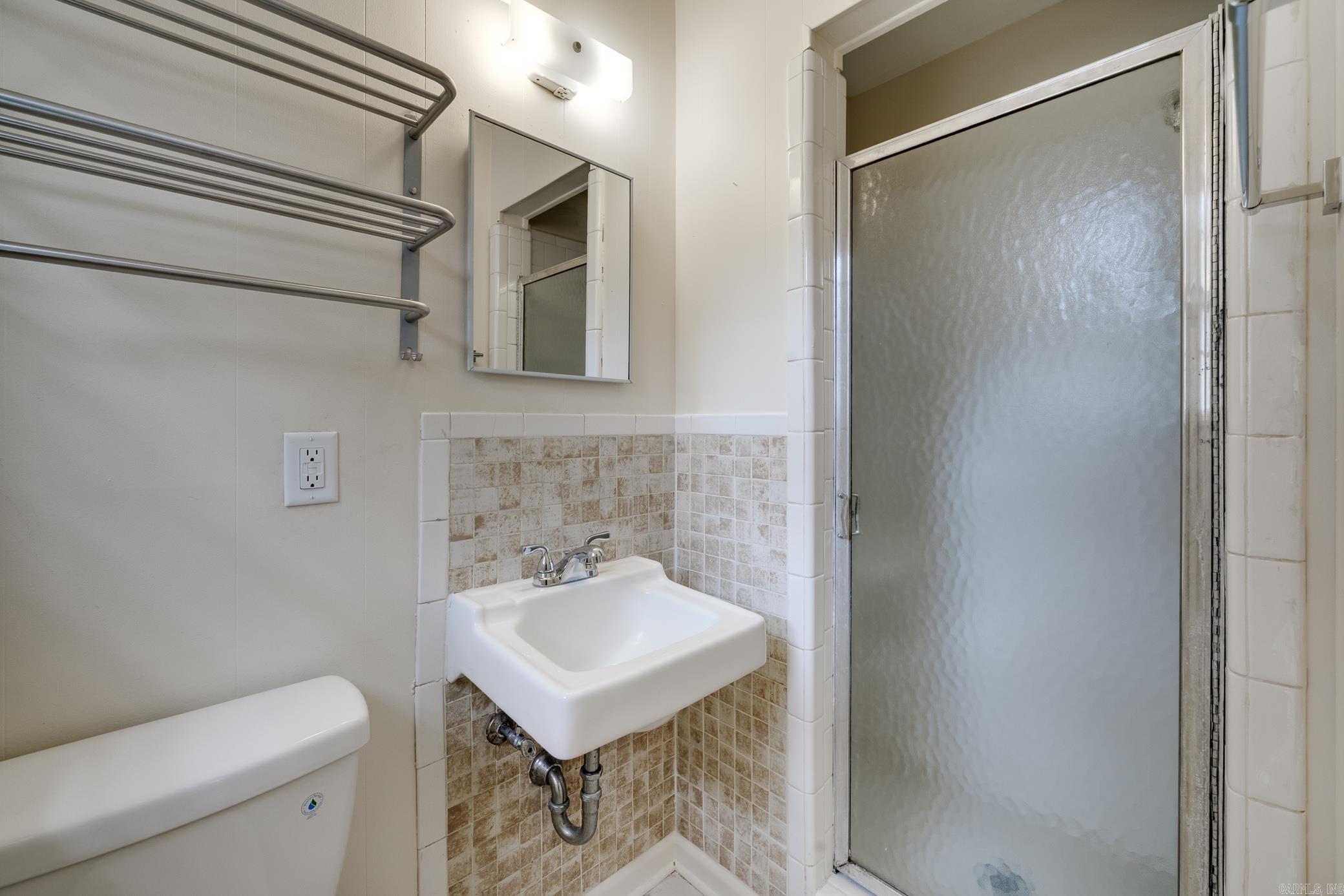 9605 Brooks  Little Rock, AR