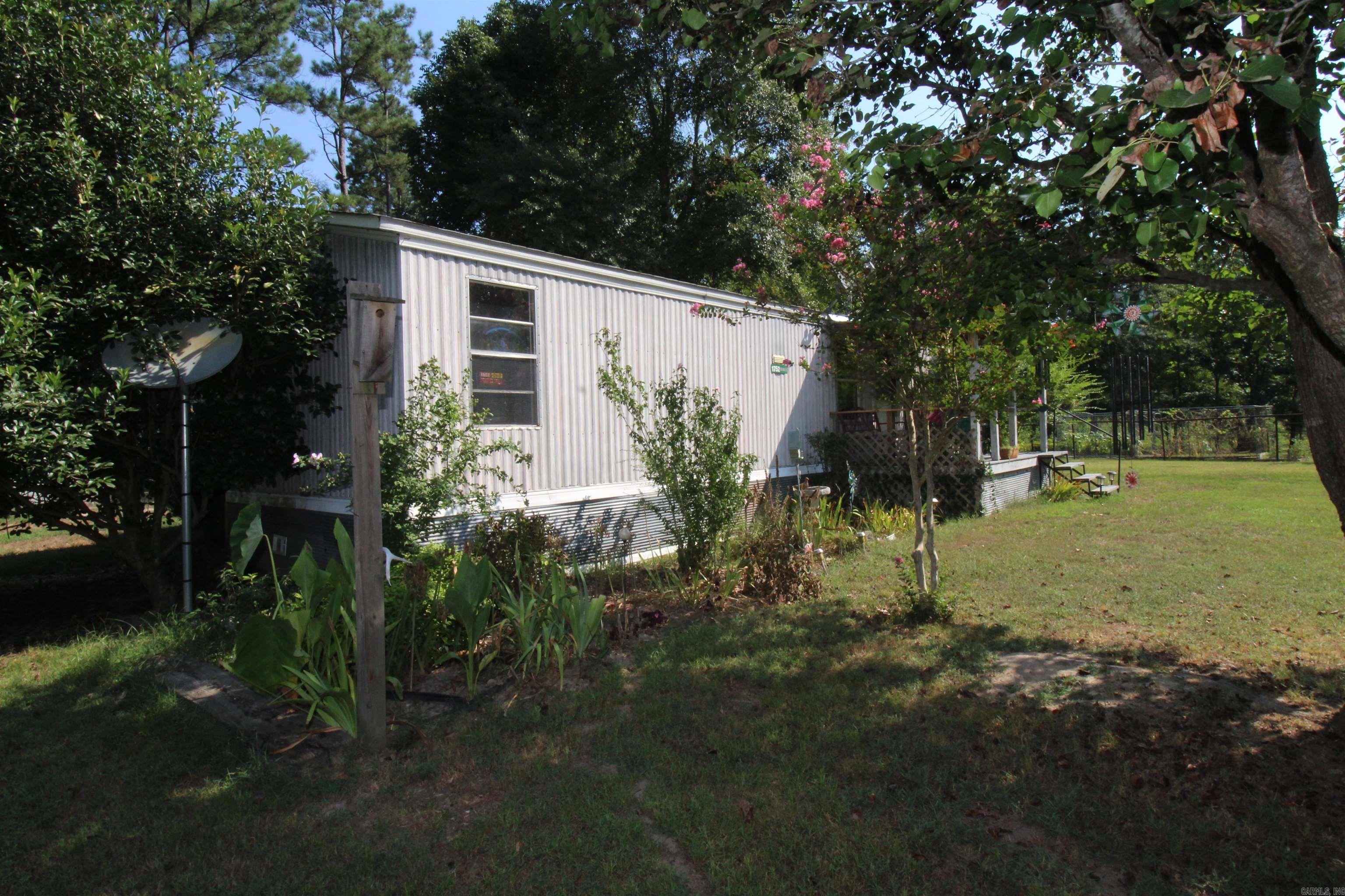 1752 Grant 54  Sheridan, AR