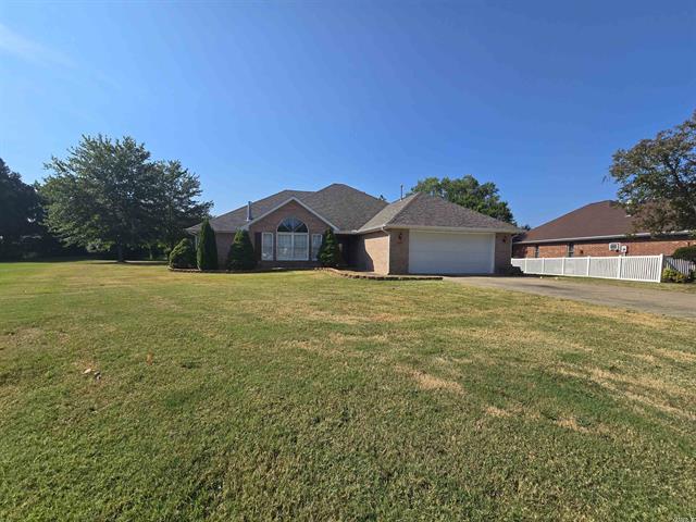 1322  Cottonwood  Mountain Home, AR